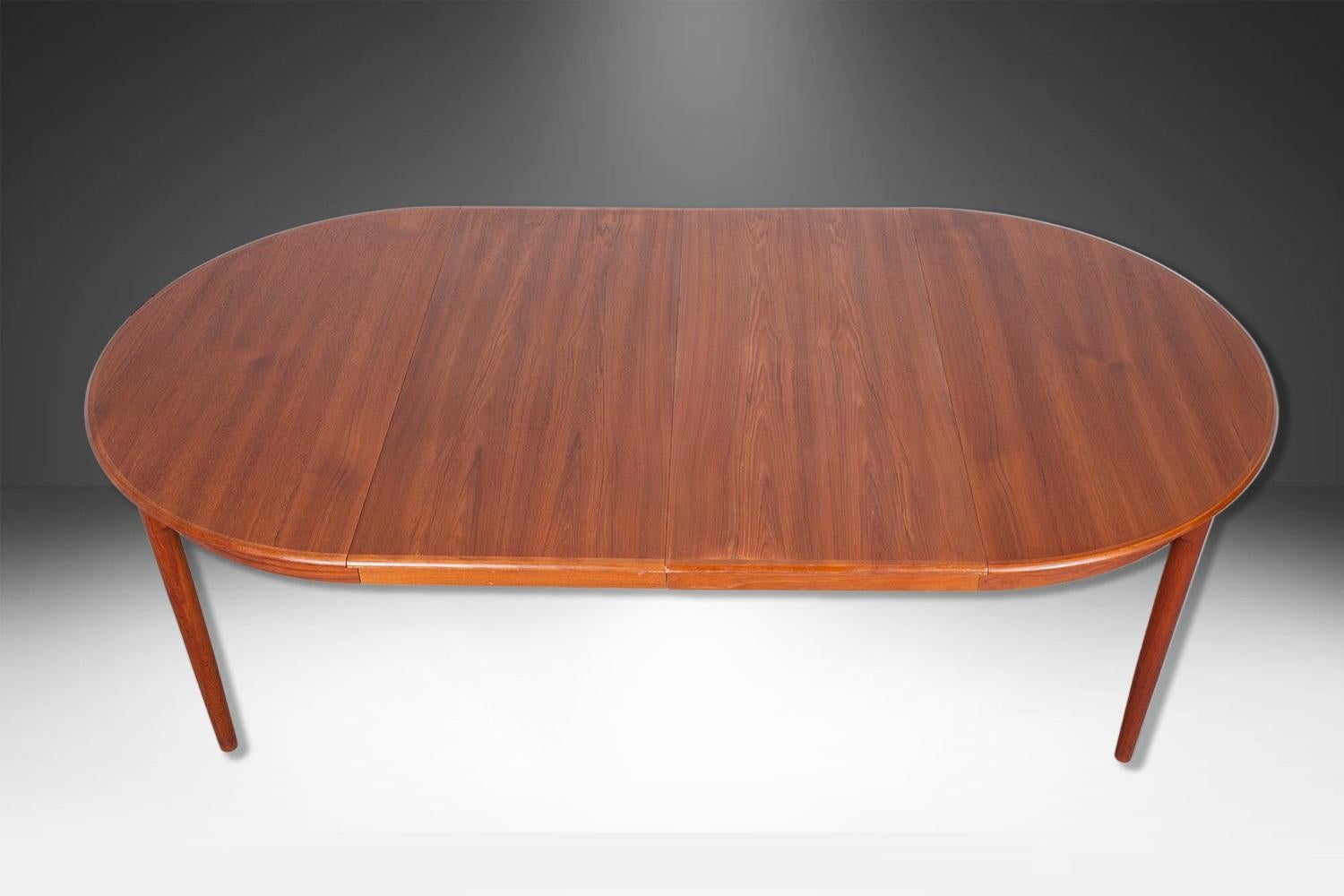 Mid-Century Teak Rund Oval Ausziehbarer Esstisch im Angebot 4