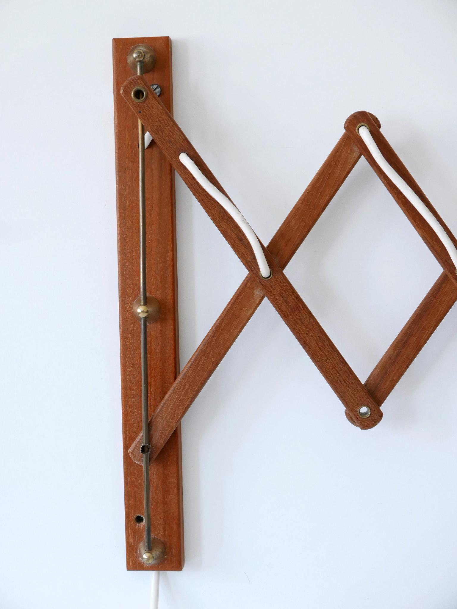 Mid Century Teak Scissor Wall Lamp by Erik Hansen for Le Klint Demark 1960s 13