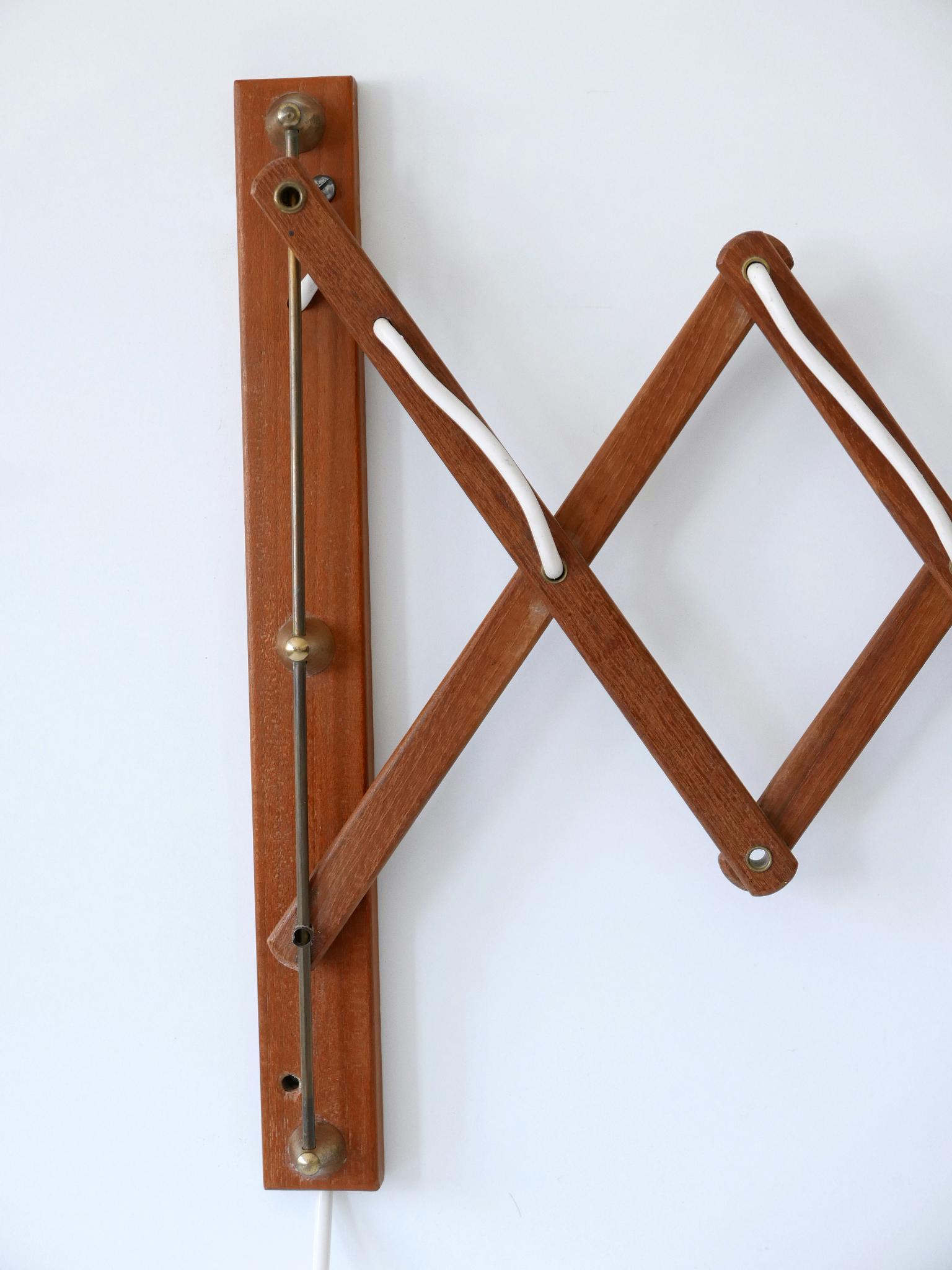 Mid Century Teak Scissor Wall Lamp by Erik Hansen for Le Klint Demark 1960s For Sale 13