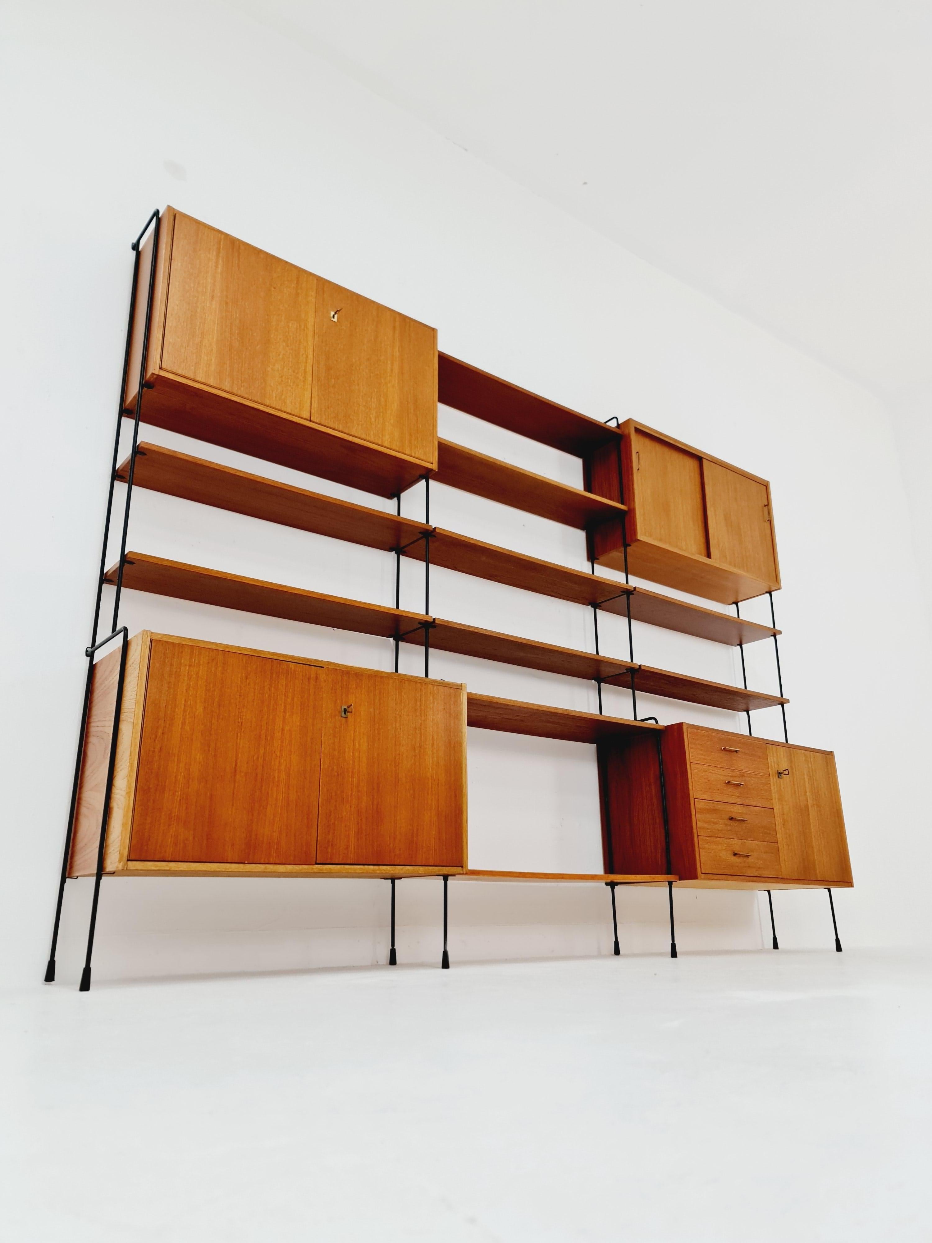Mitte des Jahrhunderts Teak  Regaleinheit von Hilker für Omnia, Deutschland 1960er Jahre 6