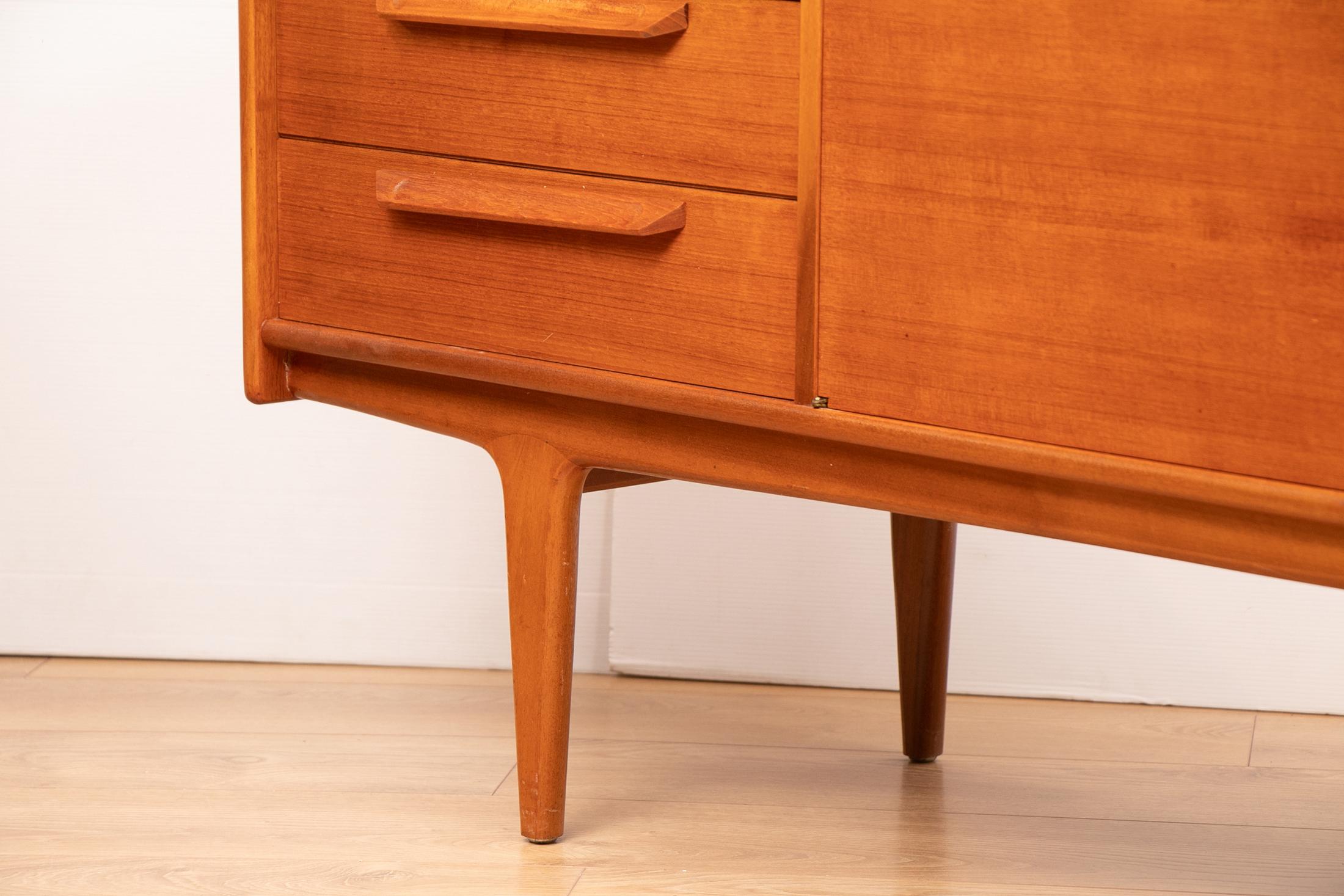 Midcentury Teak Sideboard by a. Younger Ltd, Scotland, circa 1960s 2