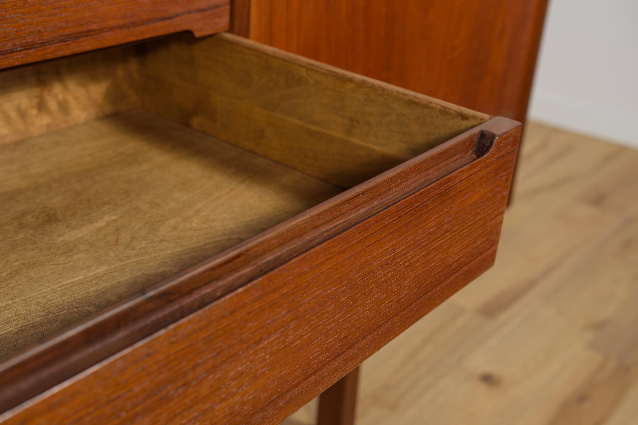 Mid-Century Teak Sideboard by Nils Jonsson for Hugo Troeds, Sweden, 1960s For Sale 12