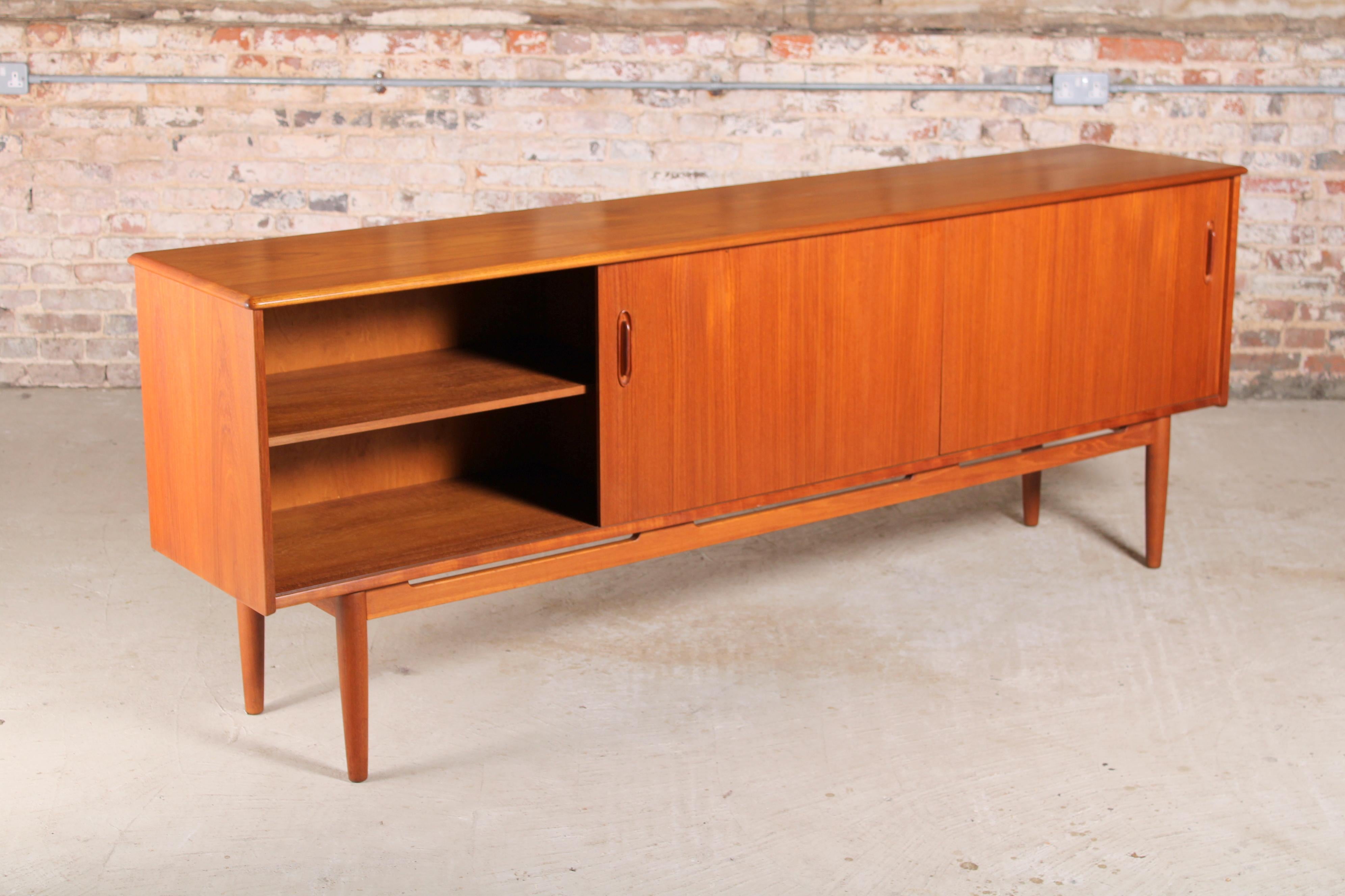 Mid-Century Teak Sideboard by Nils Jonsson for Troeds, Sweden 1