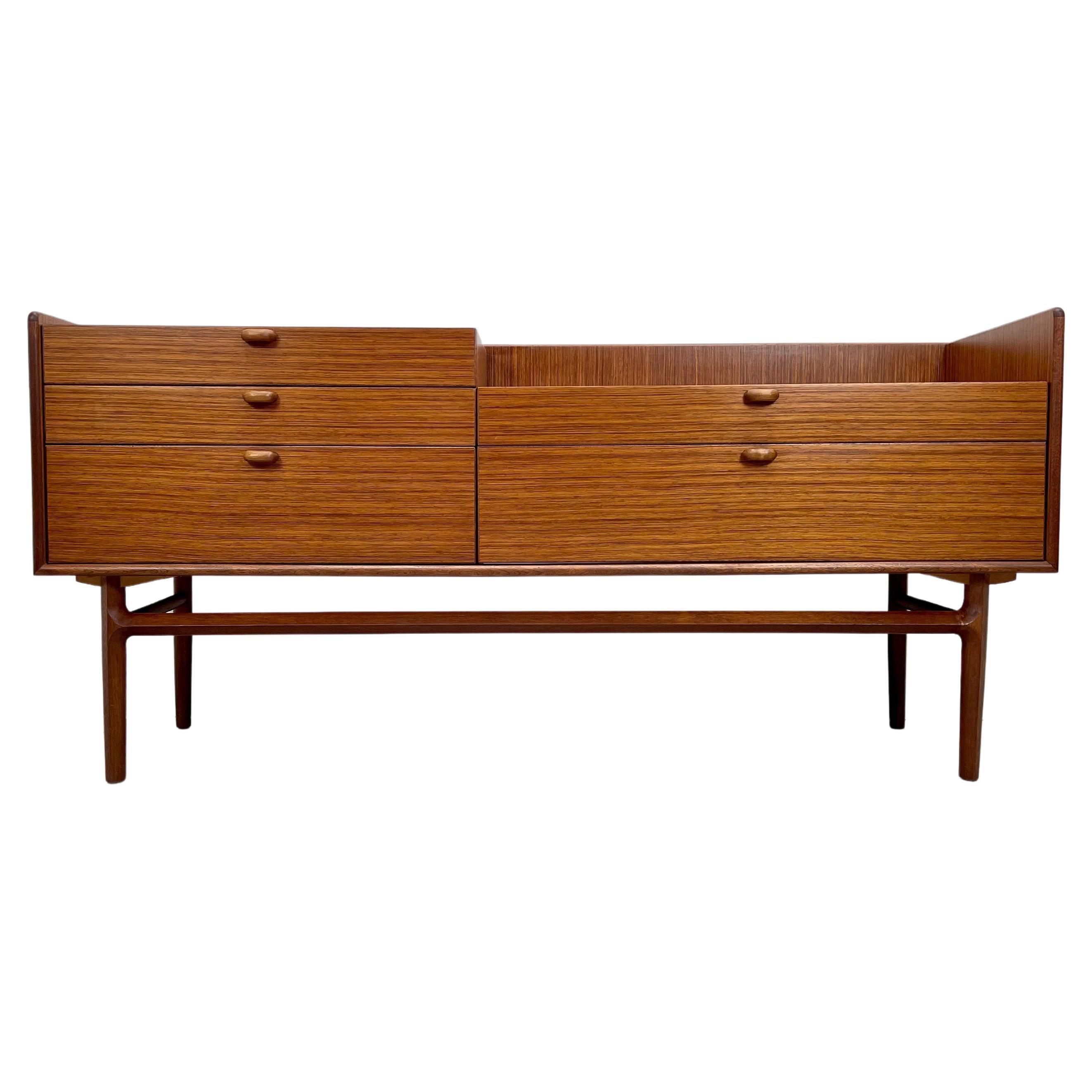 Midcentury Teak Sideboard / Chest of Drawers