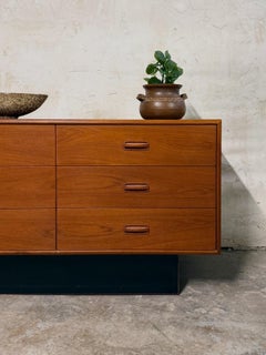 Mid century teak sideboard credenza/dresser