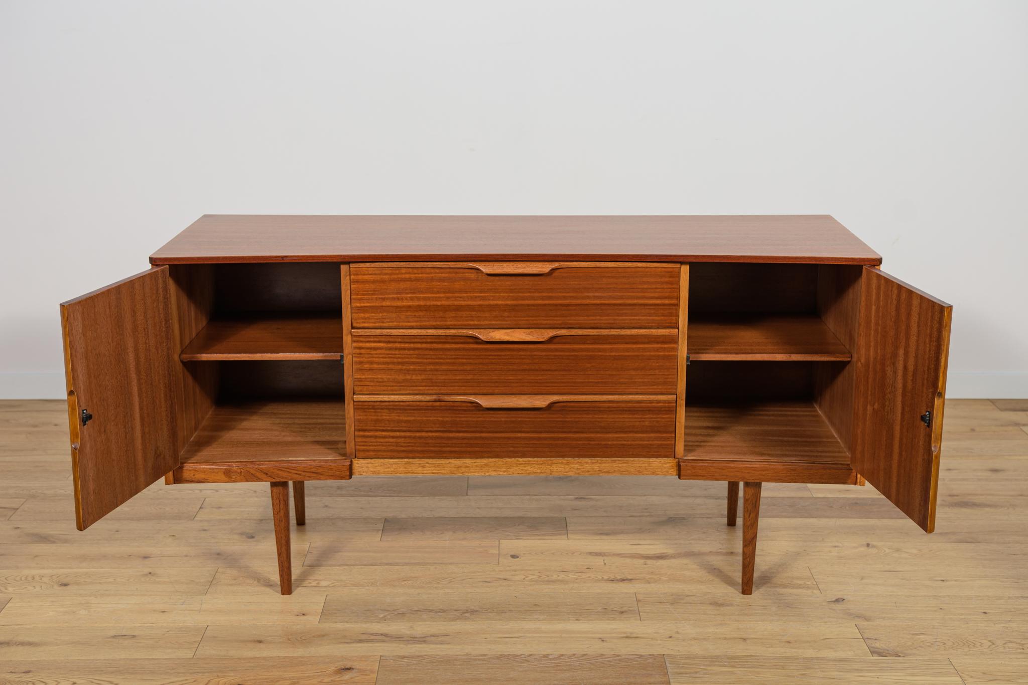 Buffet du milieu du siècle dernier d'Austinsuite, United Knigdom, années 1960 en vente 2