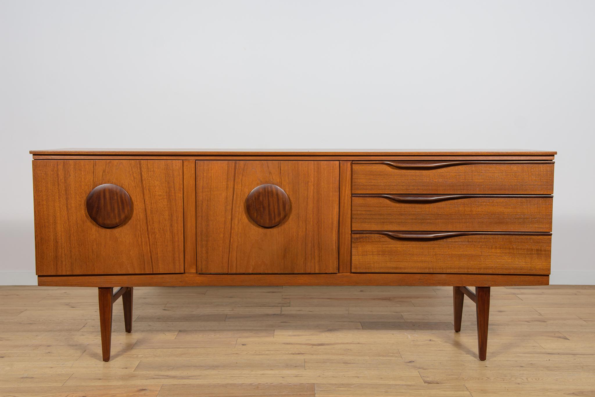 Mid-Century-Sideboard aus Teakholz von Beautility, United Knigdom, 1960er Jahre (Moderne der Mitte des Jahrhunderts) im Angebot