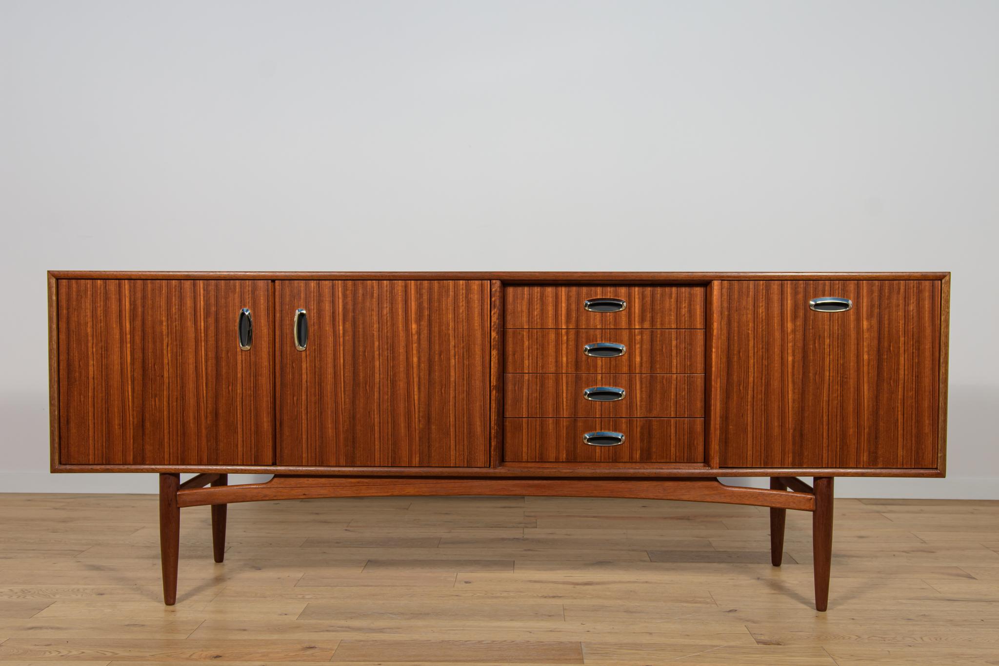 Mid-Century Modern Enfilade en teck du milieu du siècle dernier de G-Plan, années 1960 en vente