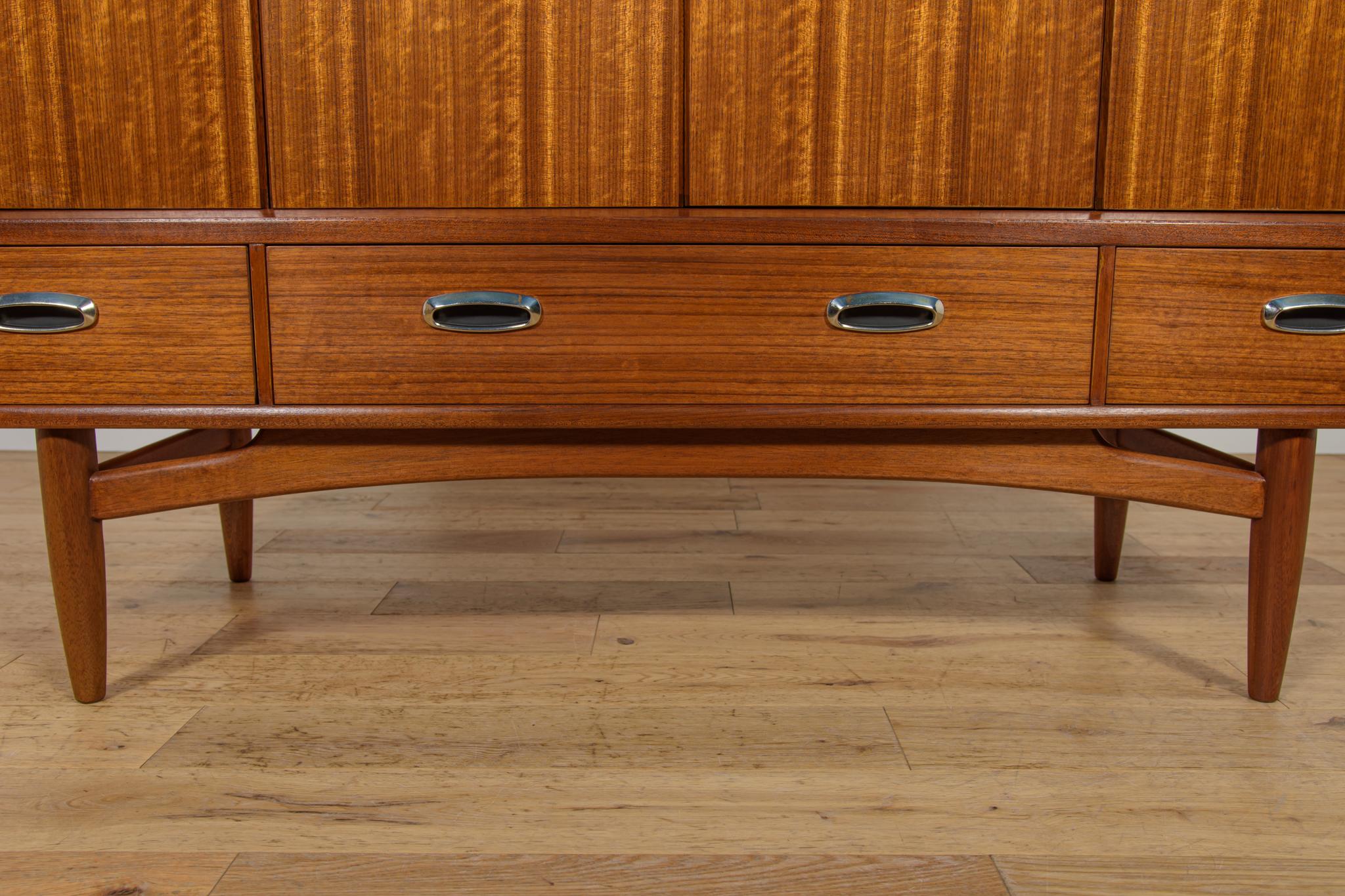 Enfilade du milieu du siècle dernier de G-Plan, United Knigdom, années 1960 en vente 7
