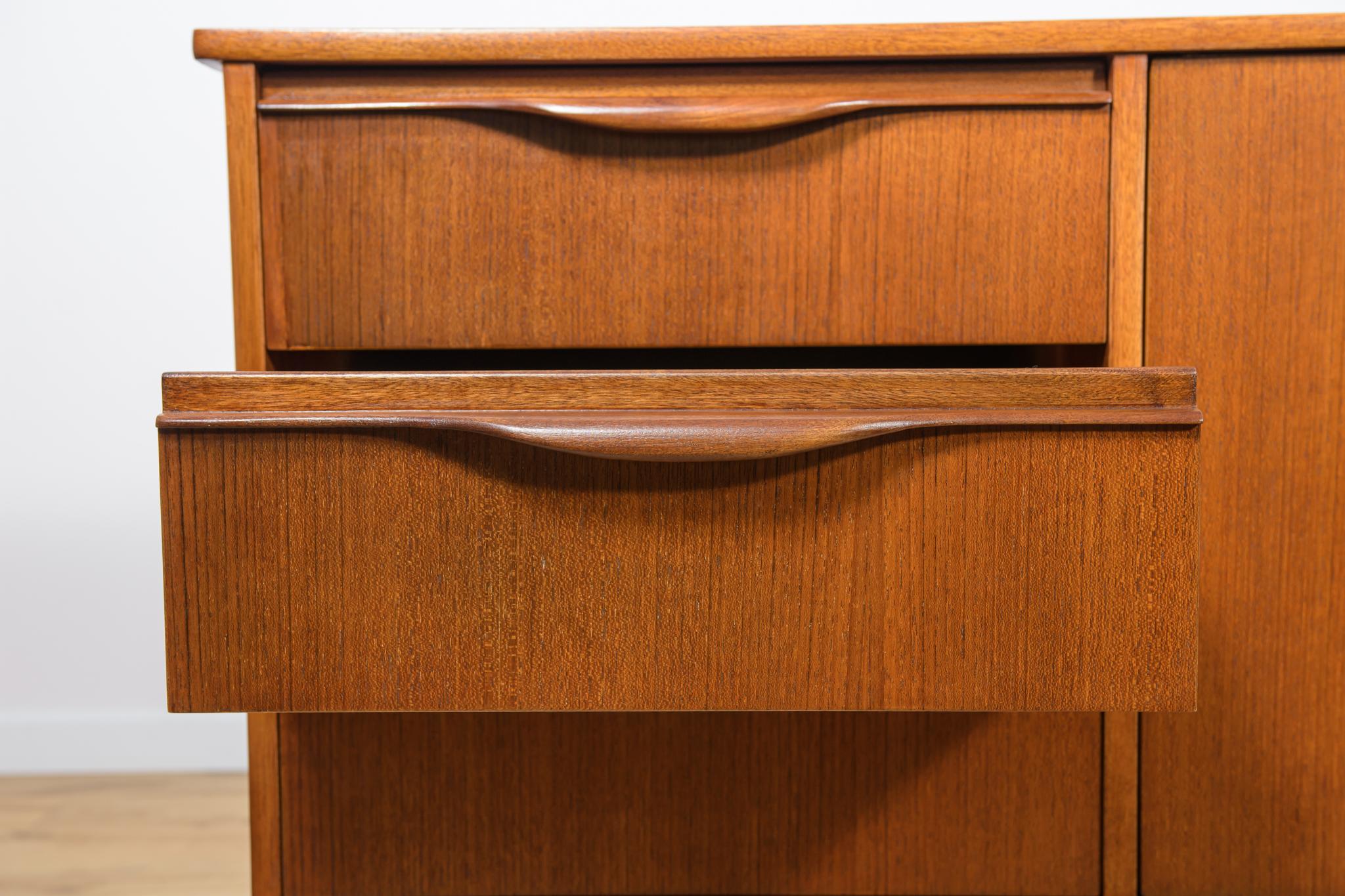 Mid-Century Teak Sideboard from Jentique, 1960s For Sale 7