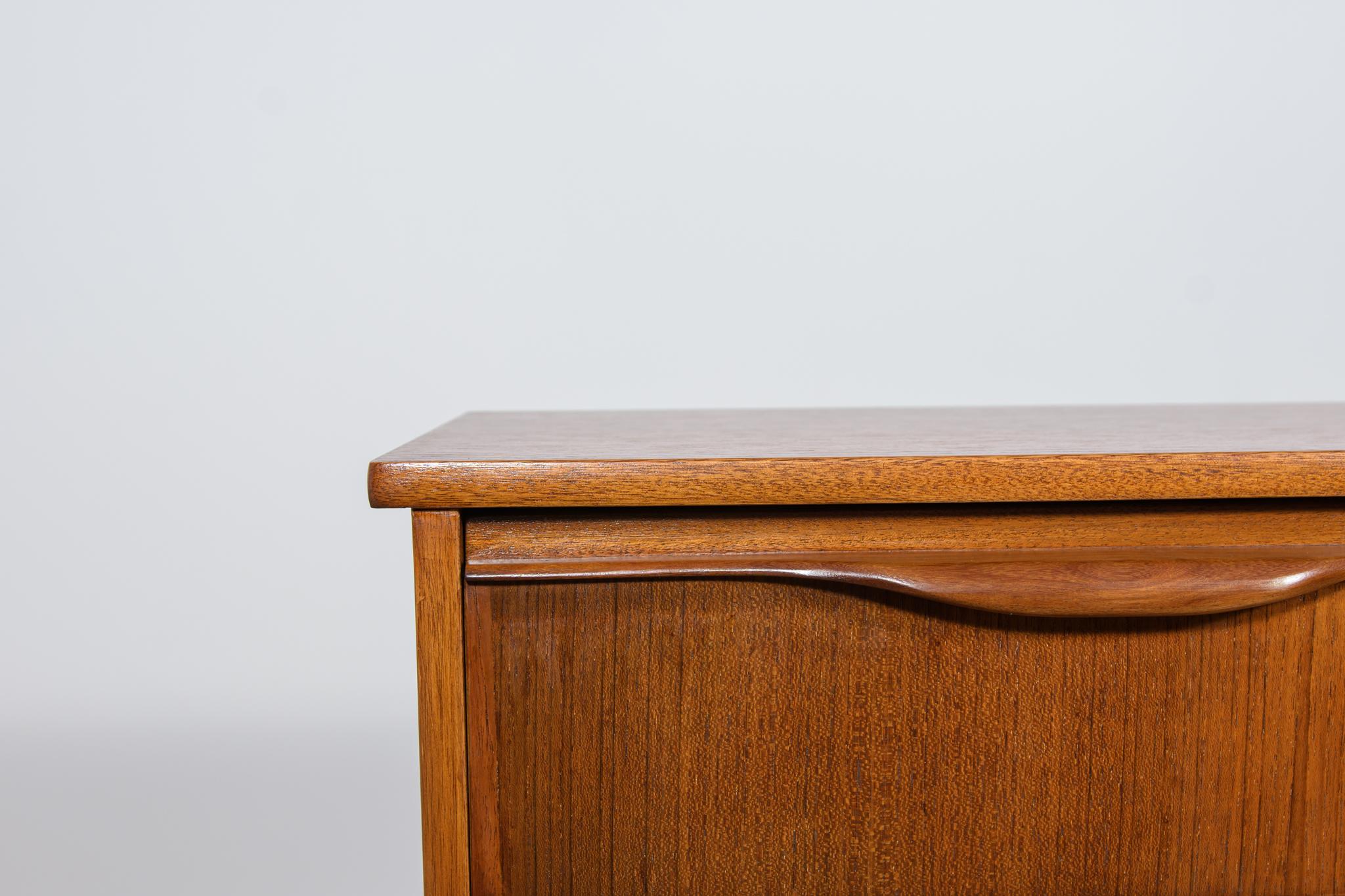 Mid-Century Teak Sideboard from Jentique, 1960s For Sale 9