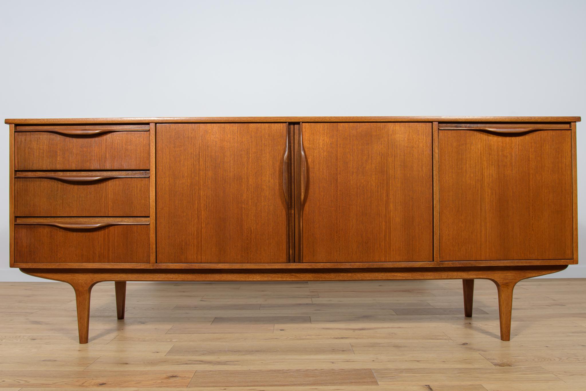Woodwork Mid-Century Teak Sideboard from Jentique, 1960s For Sale