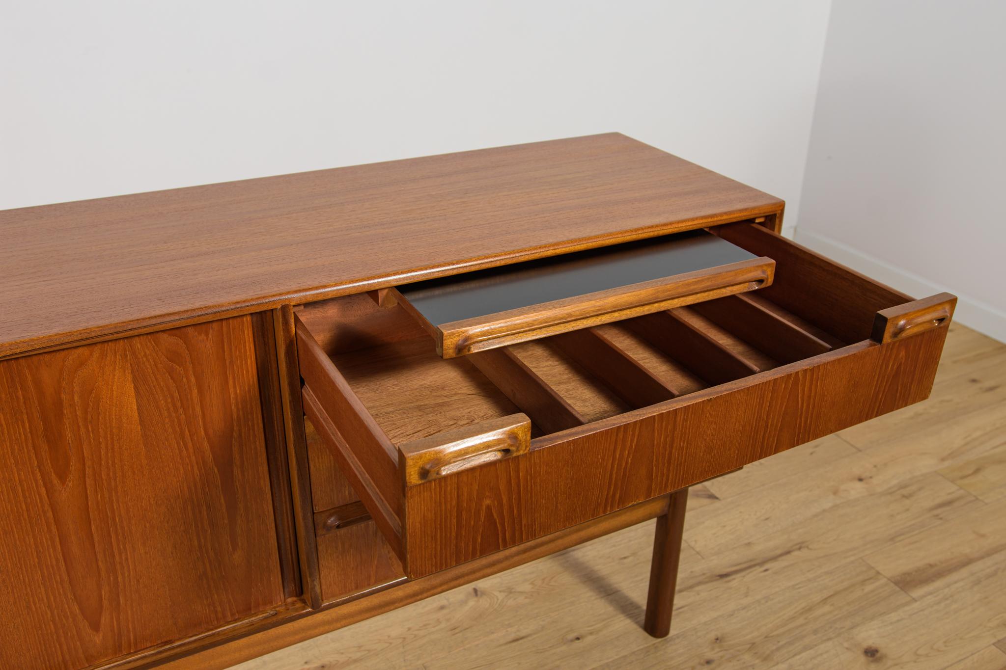 Mid-Century-Sideboard aus Teakholz von McIntosh, United Knigdom, 1960er Jahre im Angebot 3