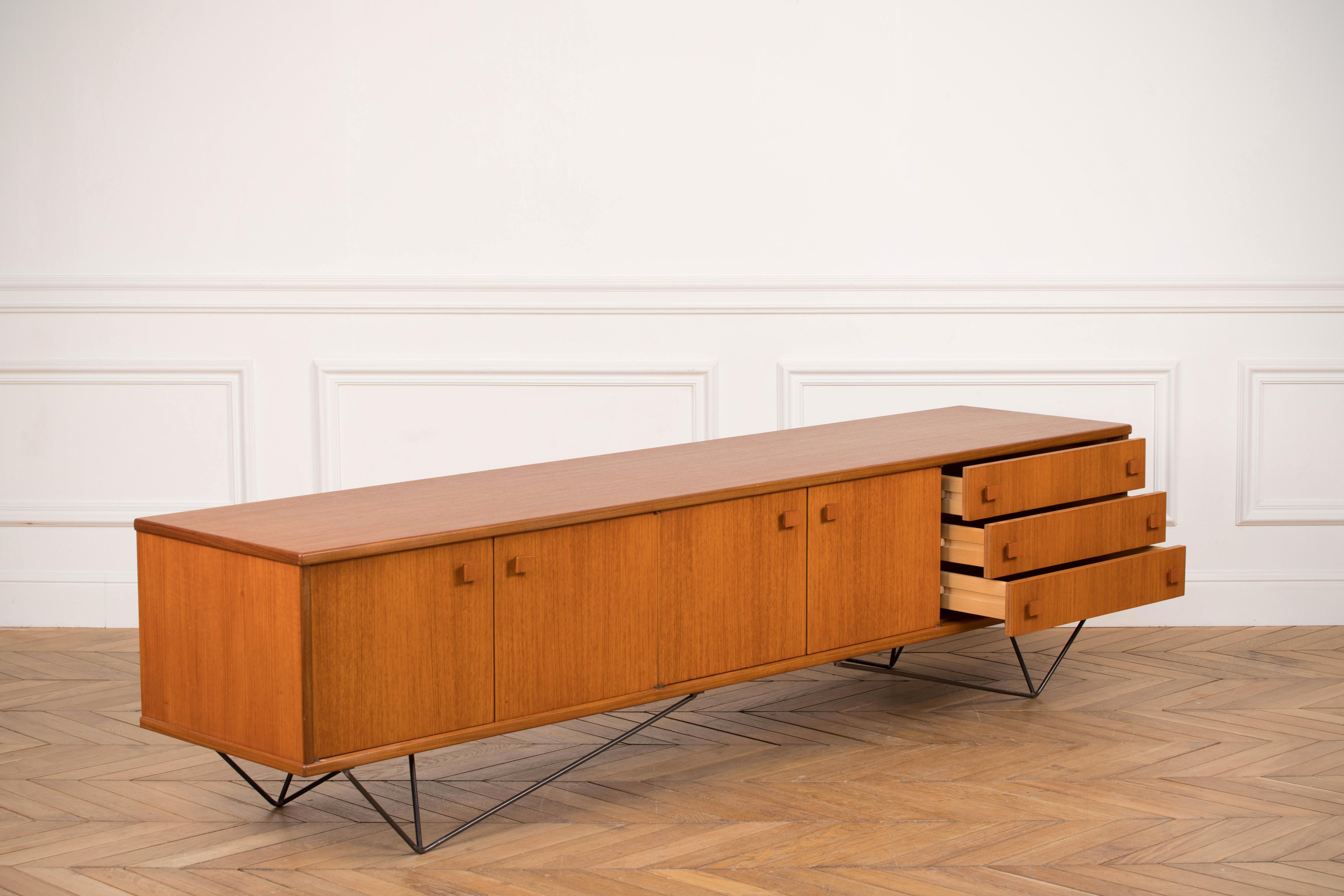 Midcentury Teak Sideboard, Germany, 1960s (Moderne der Mitte des Jahrhunderts)