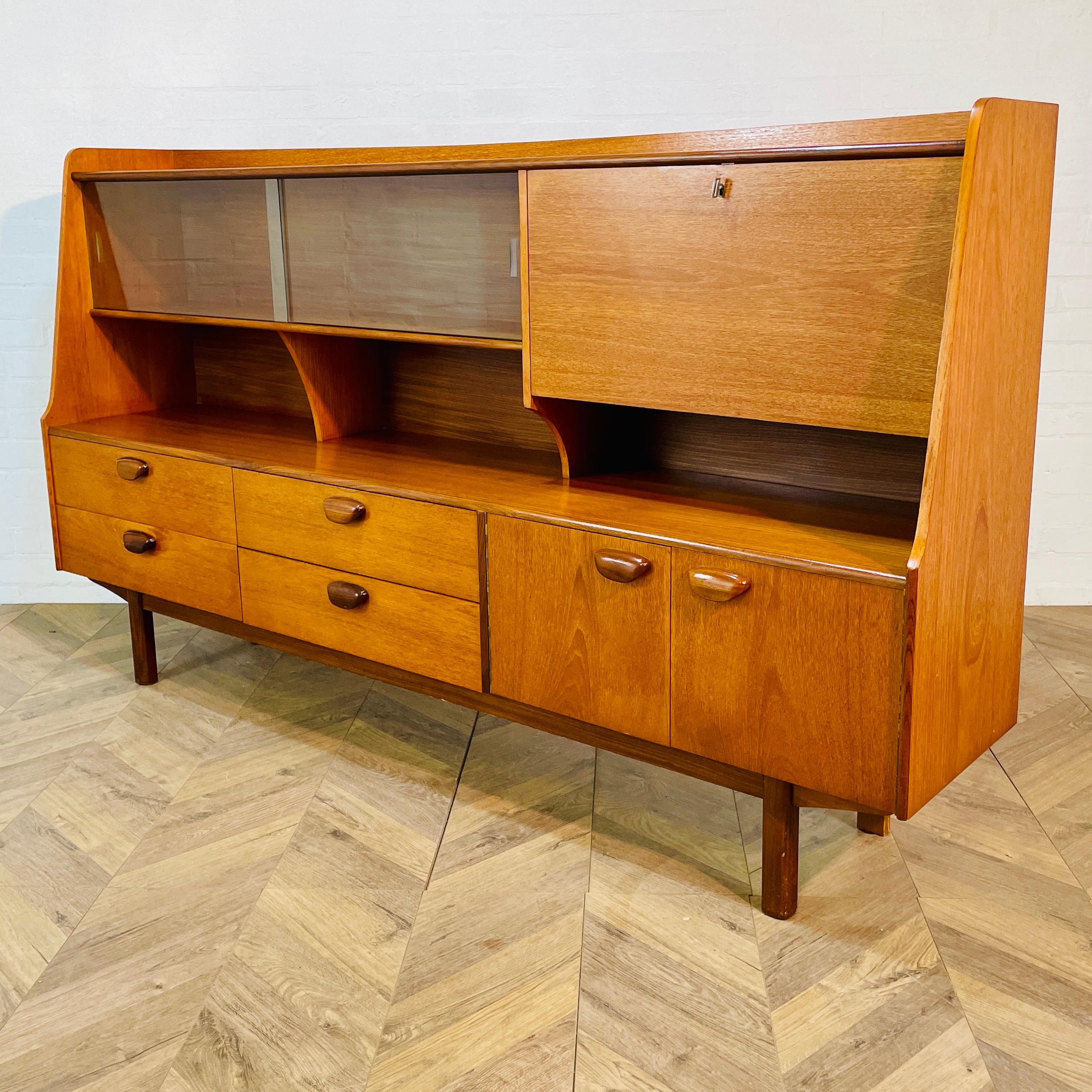 Mid-Century Sideboard / Highboard aus Teakholz, hergestellt von Portwood Furniture, 1970er Jahre im Angebot 9