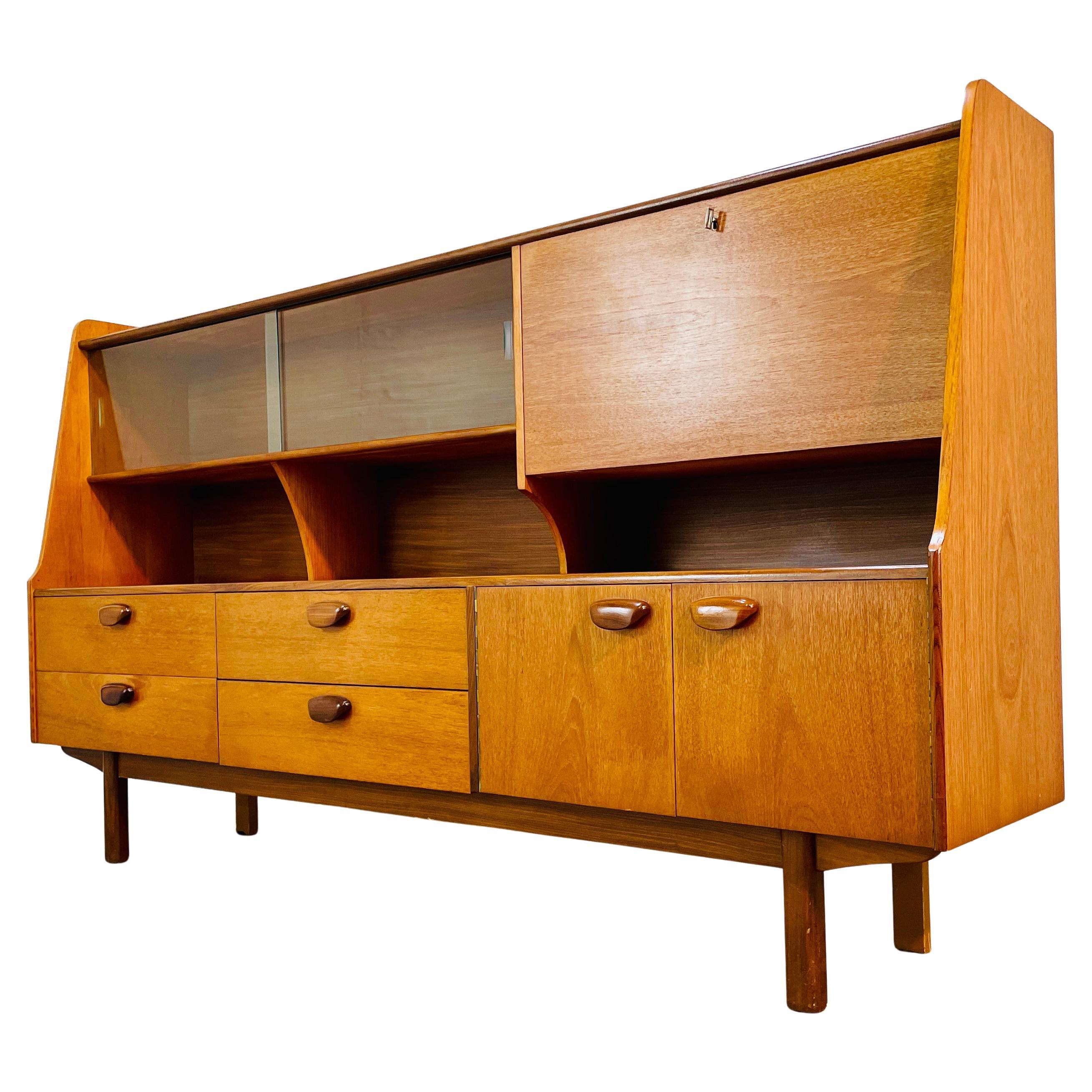 Mid-Century Sideboard / Highboard aus Teakholz, hergestellt von Portwood Furniture, 1970er Jahre