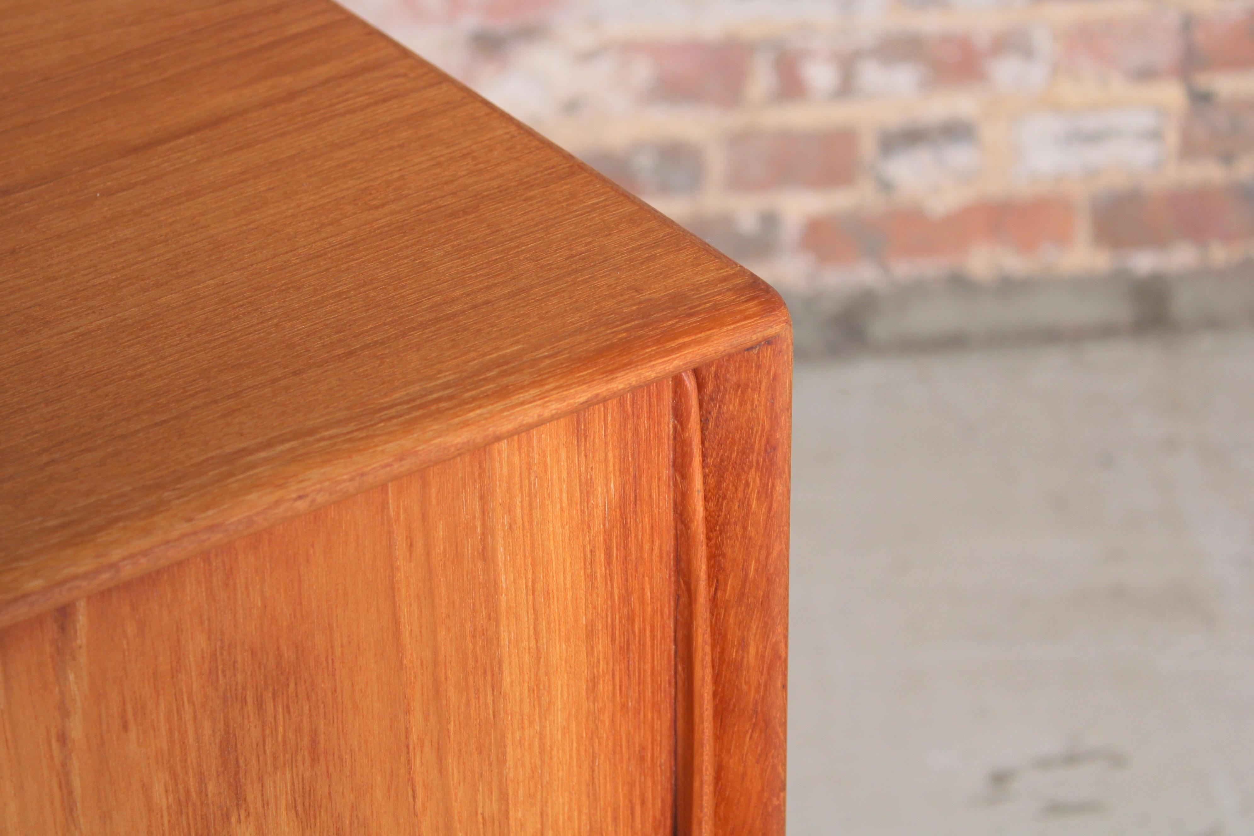 Mid-Century Teak Sideboard in the Manner of Arne Vodder by Dyrlund, Denmark 2