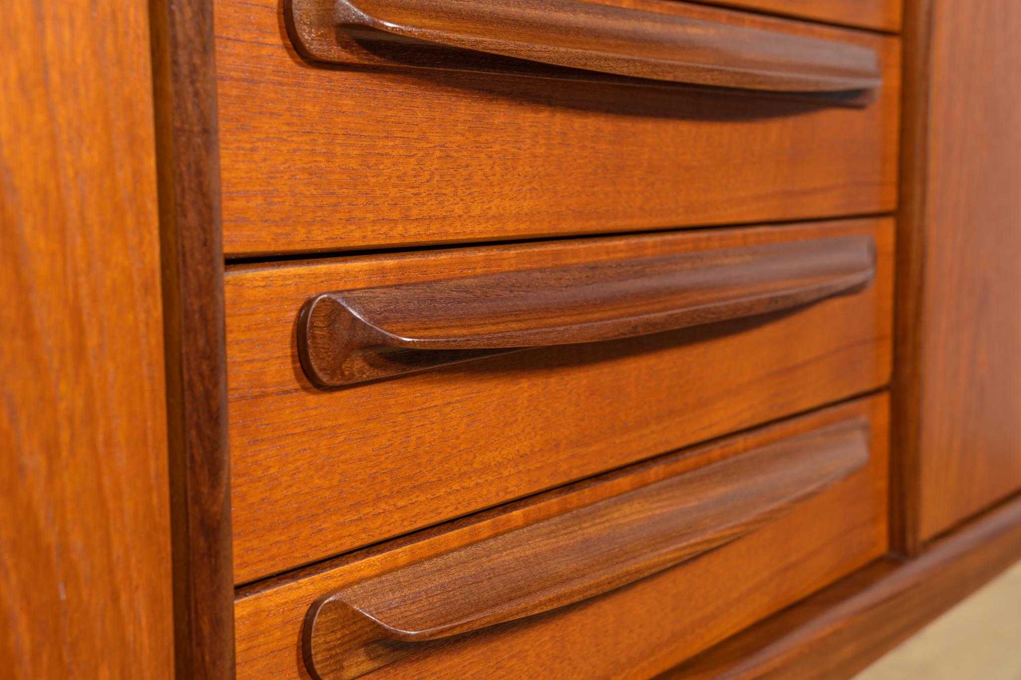 Mid-Century Teak Sideboard Model Sequence by John Herbert for A.Younger Ltd. For Sale 7