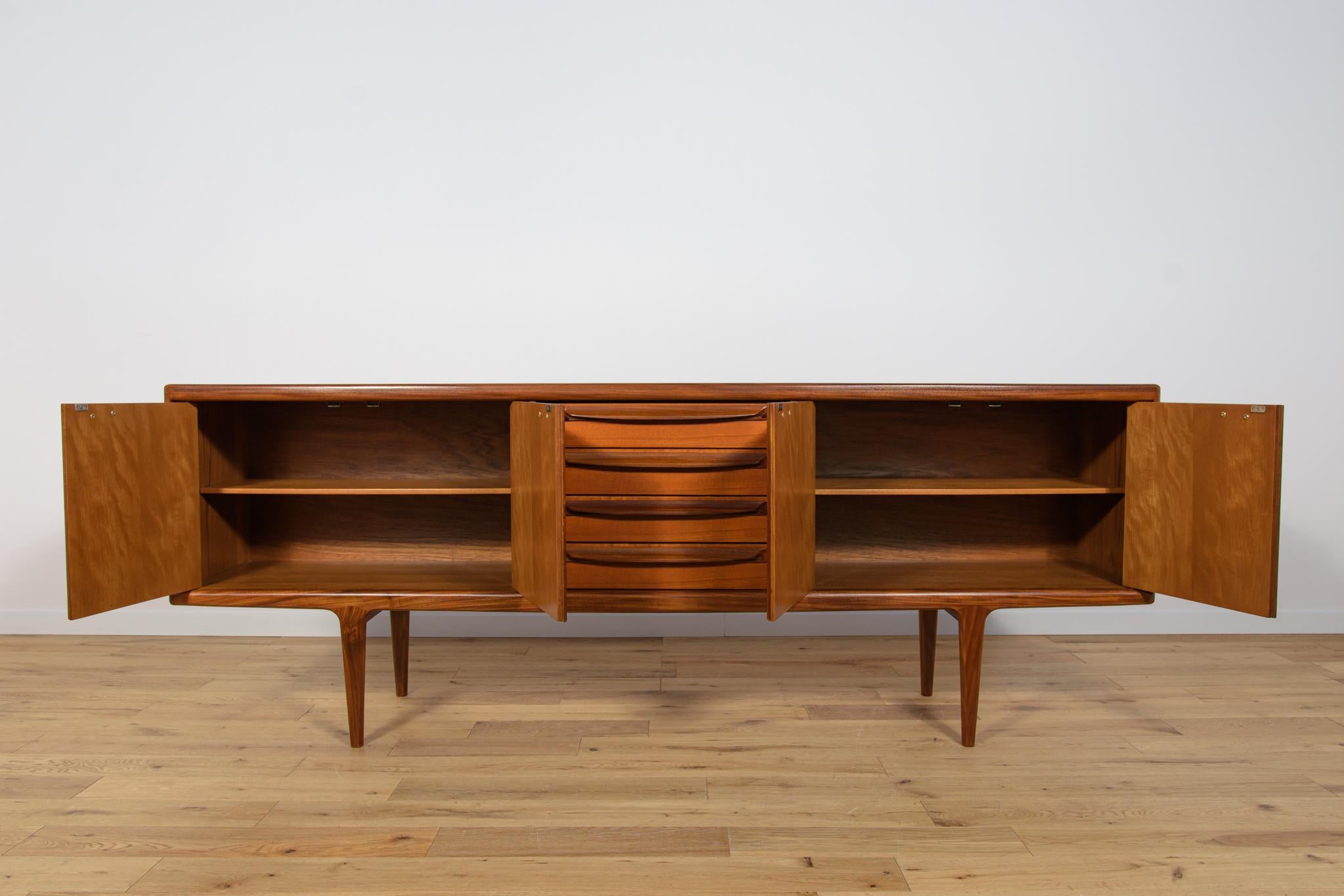 Mid-Century Teak Sideboard Model Sequence by John Herbert for A.Younger Ltd. For Sale 1