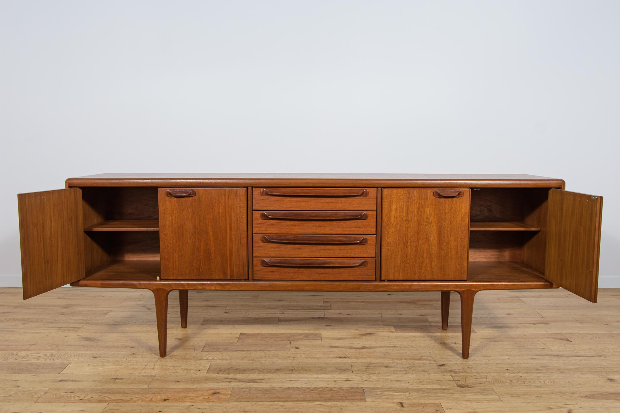 Credenza in teak di metà secolo Model Sequence di John Herbert per A. Younger Ltd., Gre in vendita 3