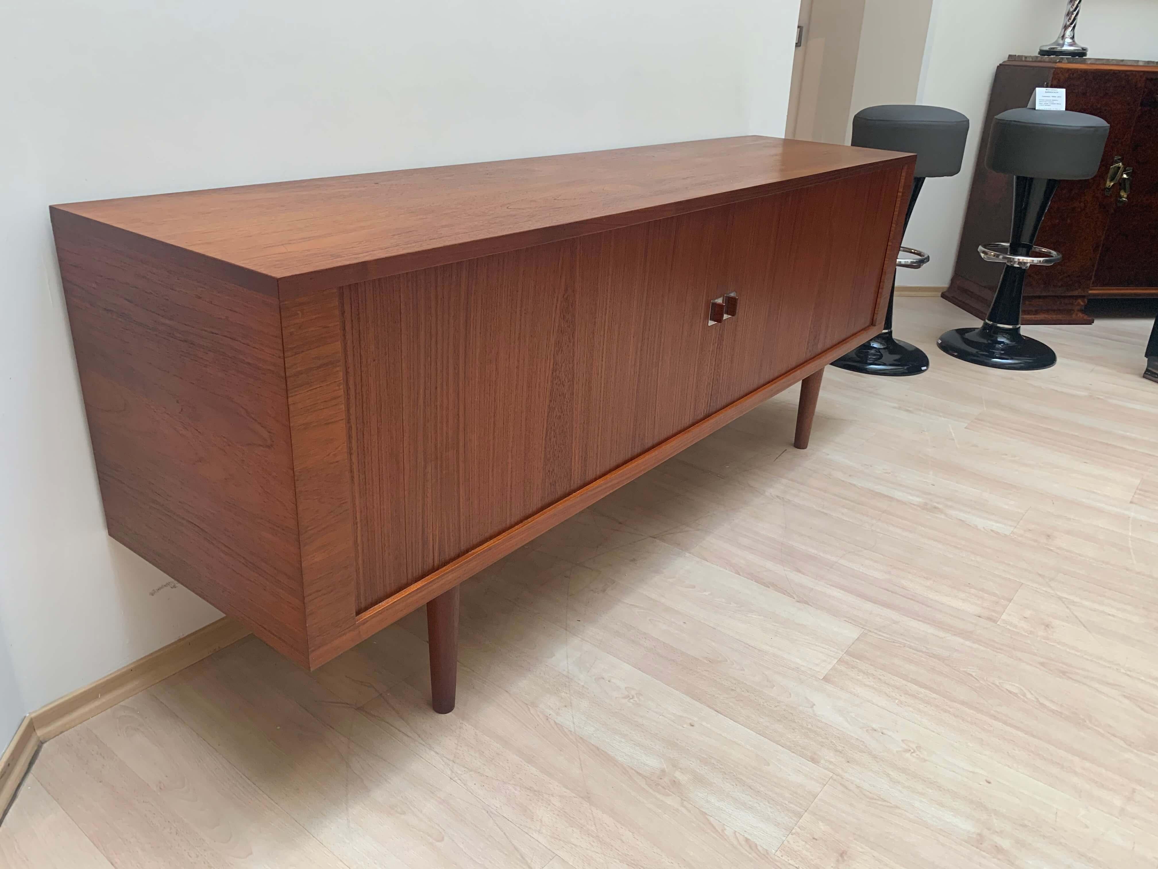 Midcentury Teak Sideboard by Hans J. Wegner, RY-25 