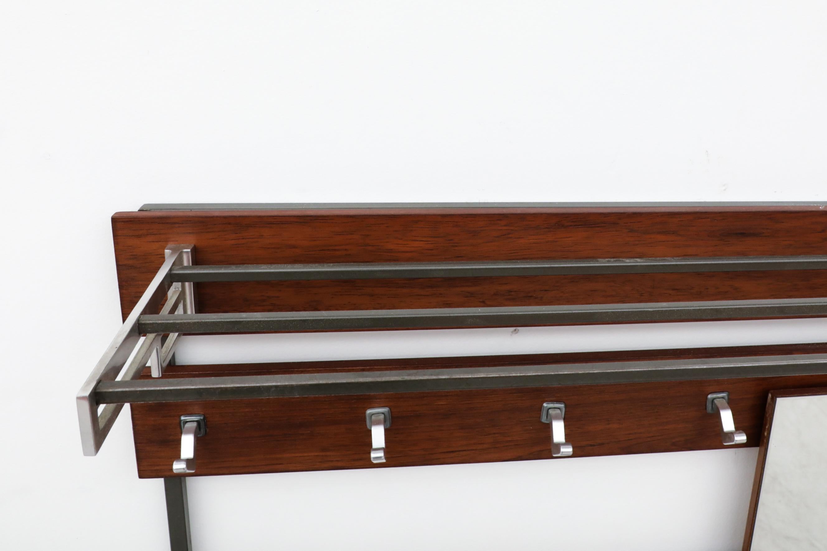 Mid-Century Teak Slatted Wall Mount Coat Rack with Mirror and Hooks In Good Condition For Sale In Los Angeles, CA