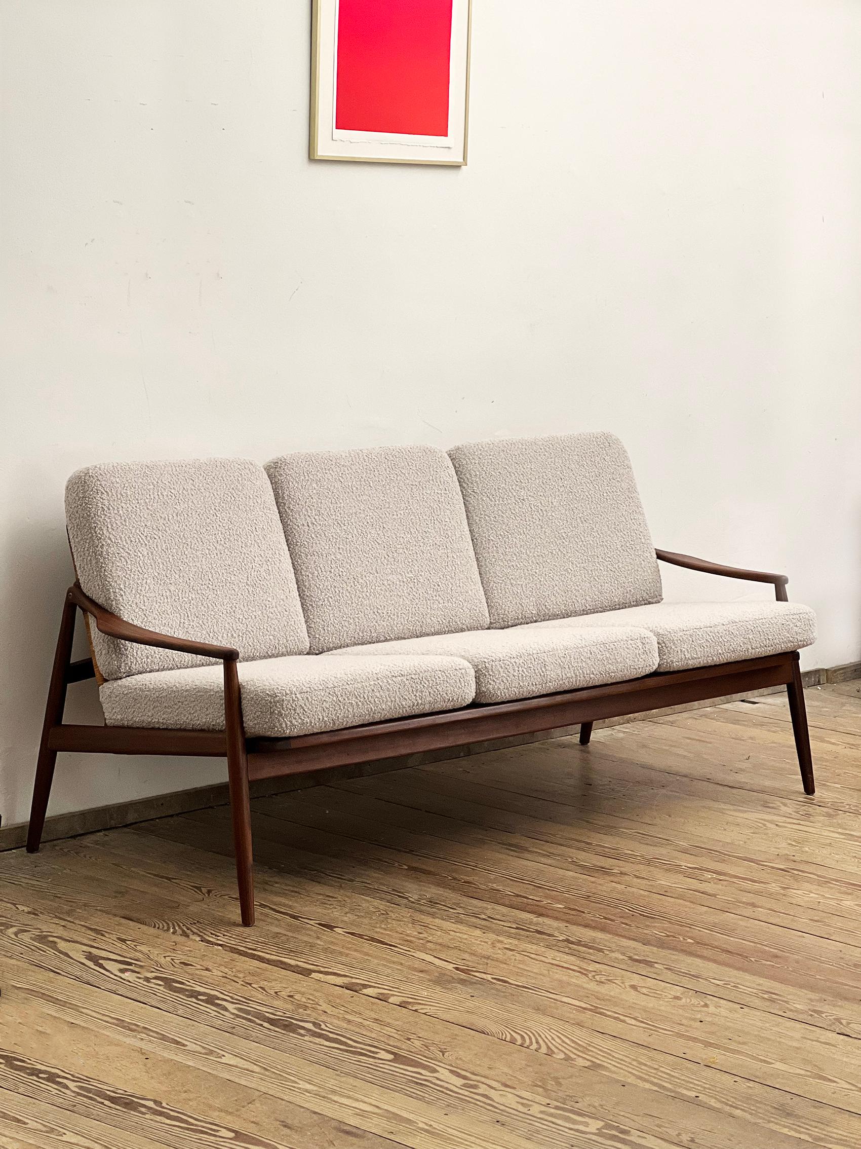 Mid-Century Teak Sofa or Couch by Hartmut Lohmeyer, German Design, 1950s For Sale 1