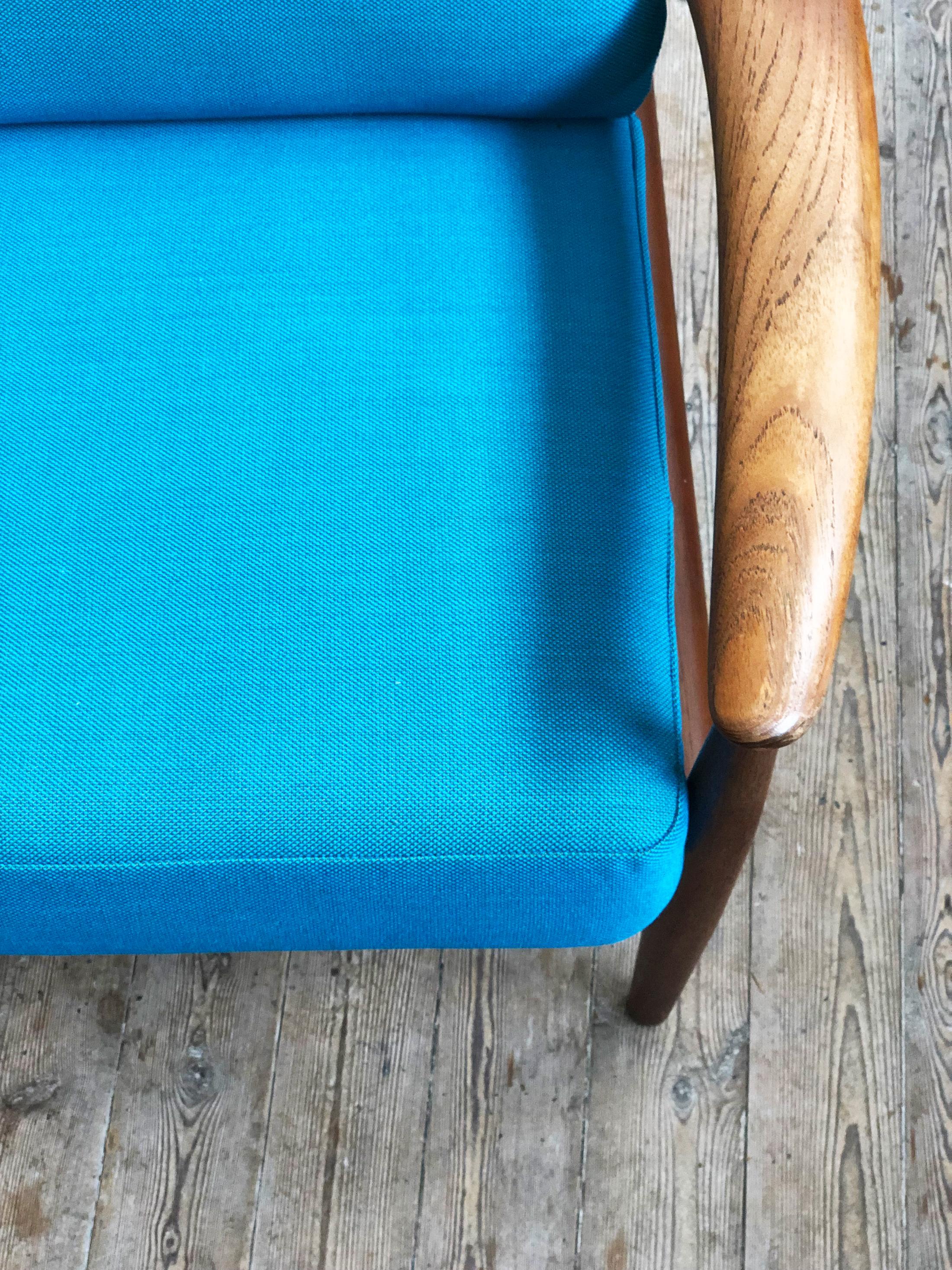 Midcentury Teak Sofa with Turquoise Upholstery by Grete Jalk for France & Son  For Sale 5