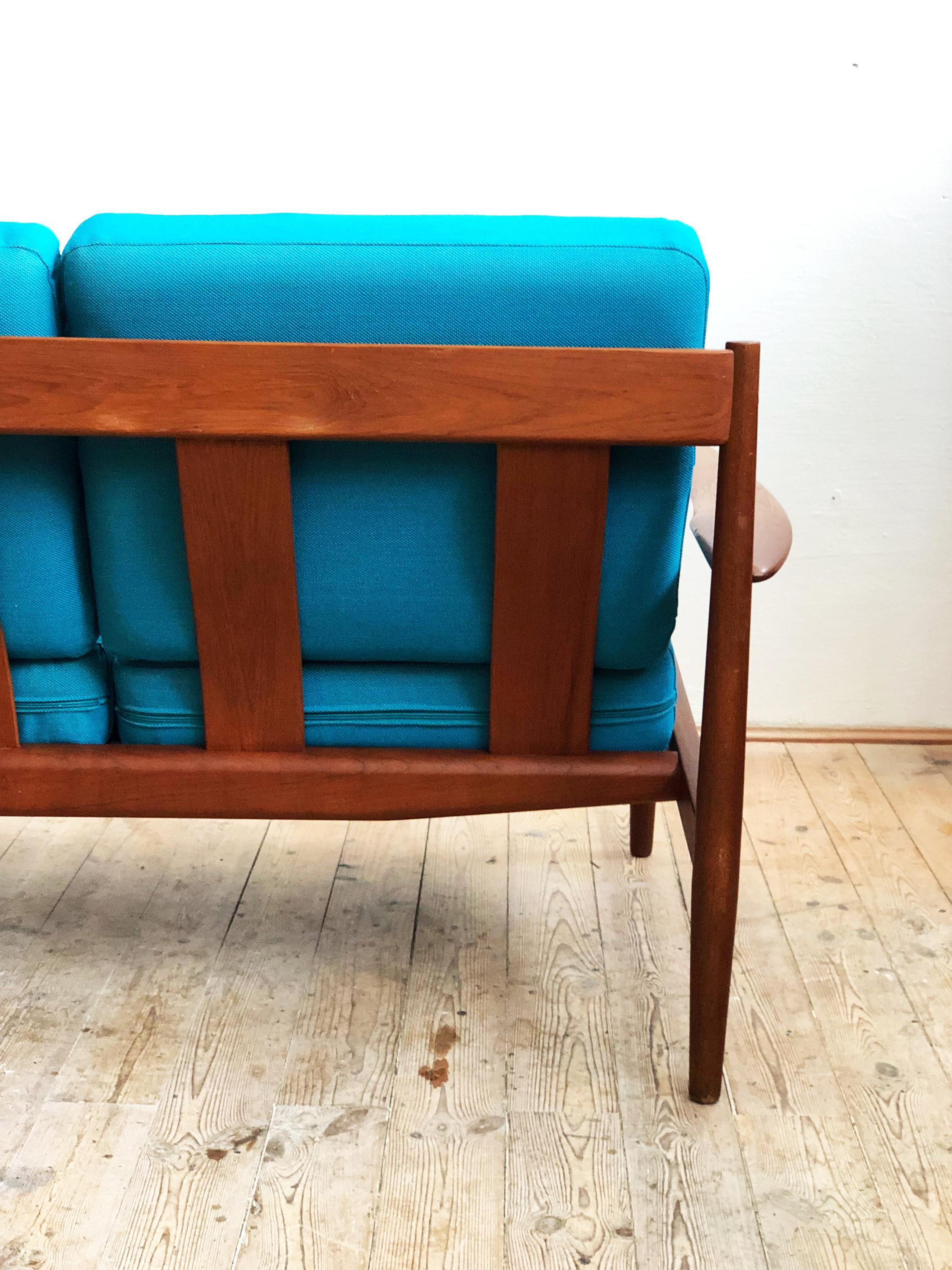 Wool Midcentury Teak Sofa with Turquoise Upholstery by Grete Jalk for France & Son  For Sale