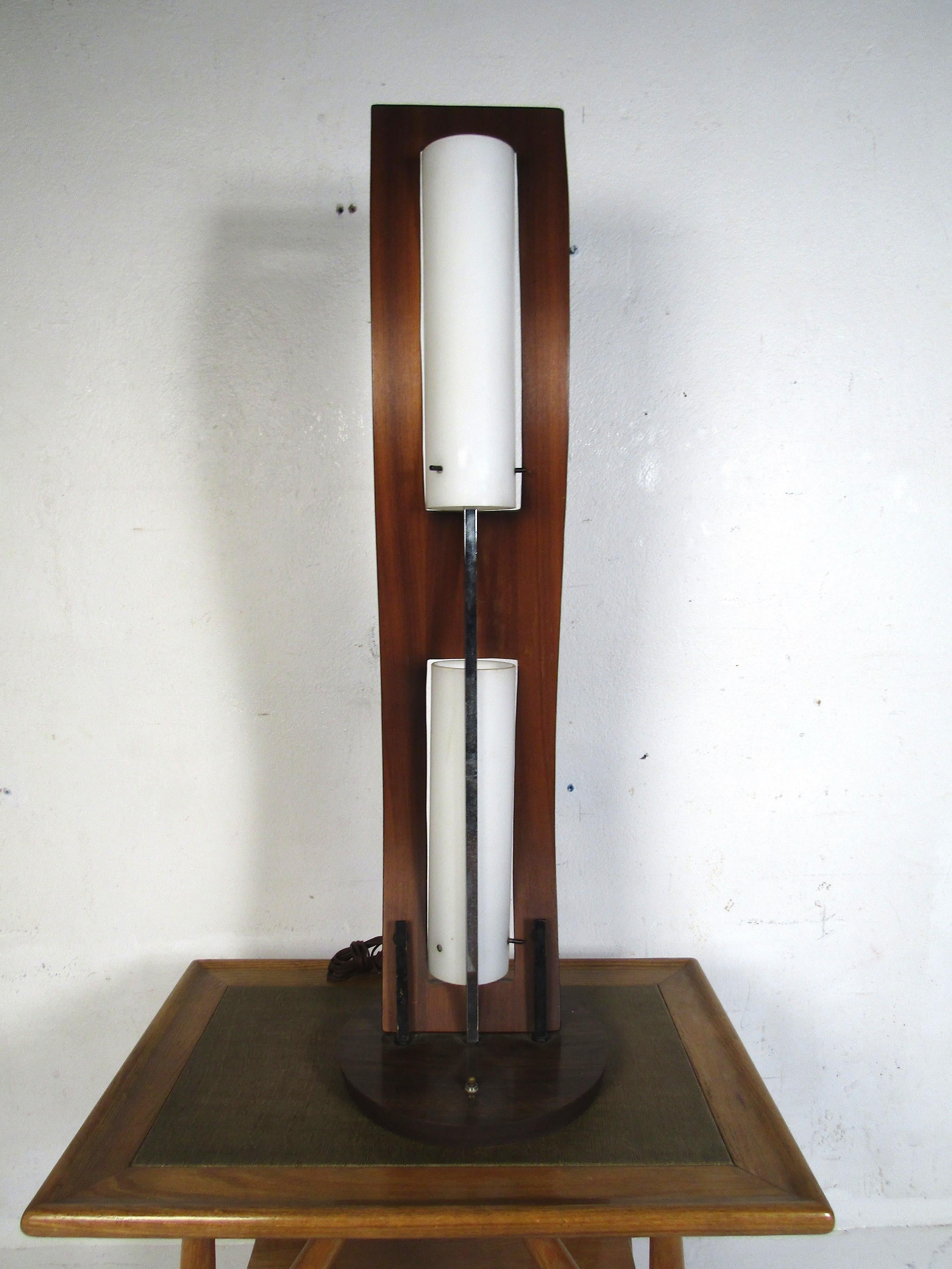 Mid-Century Modern Mid-Century Table Lamp For Sale