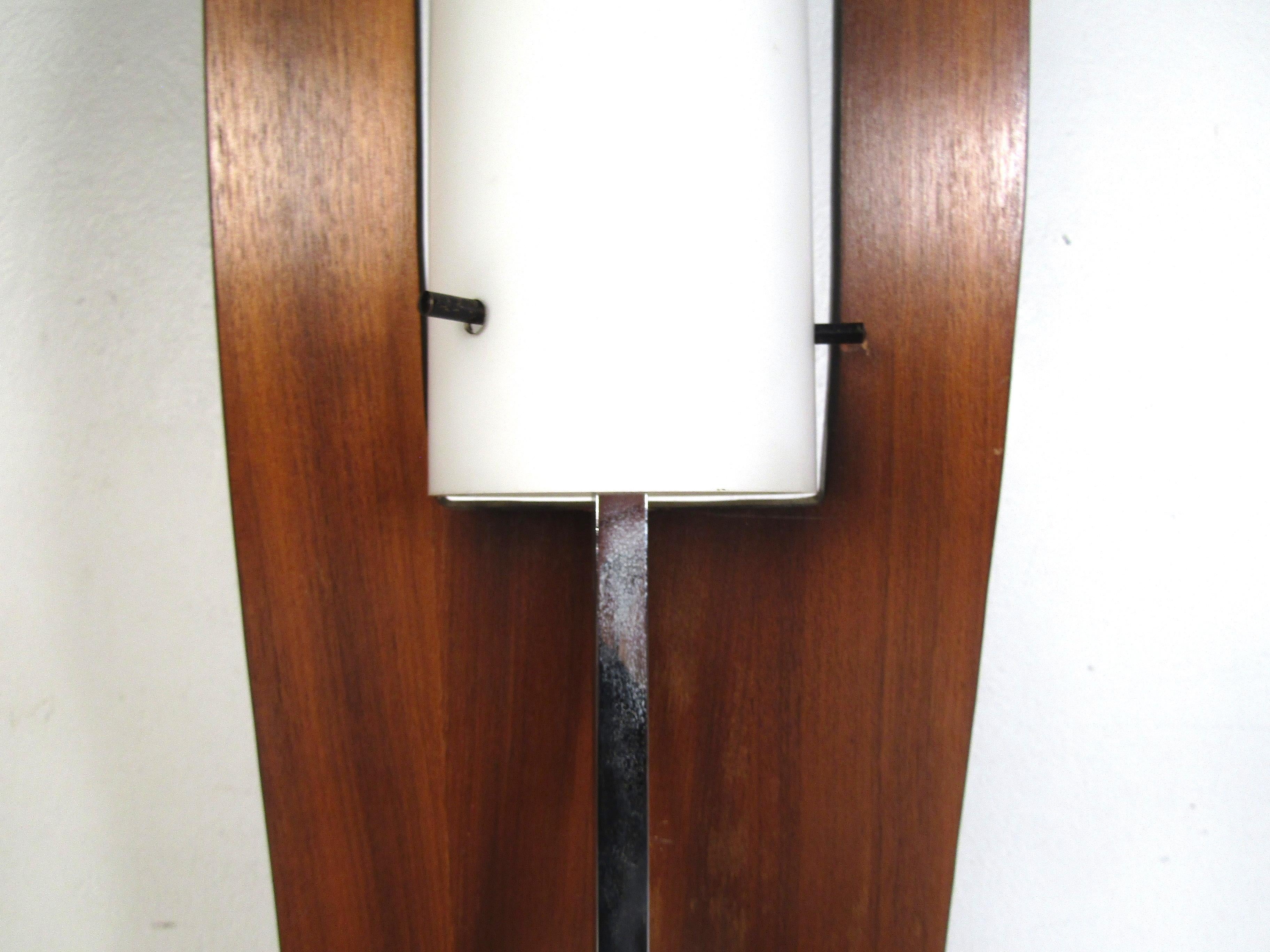 20th Century Mid-Century Table Lamp For Sale