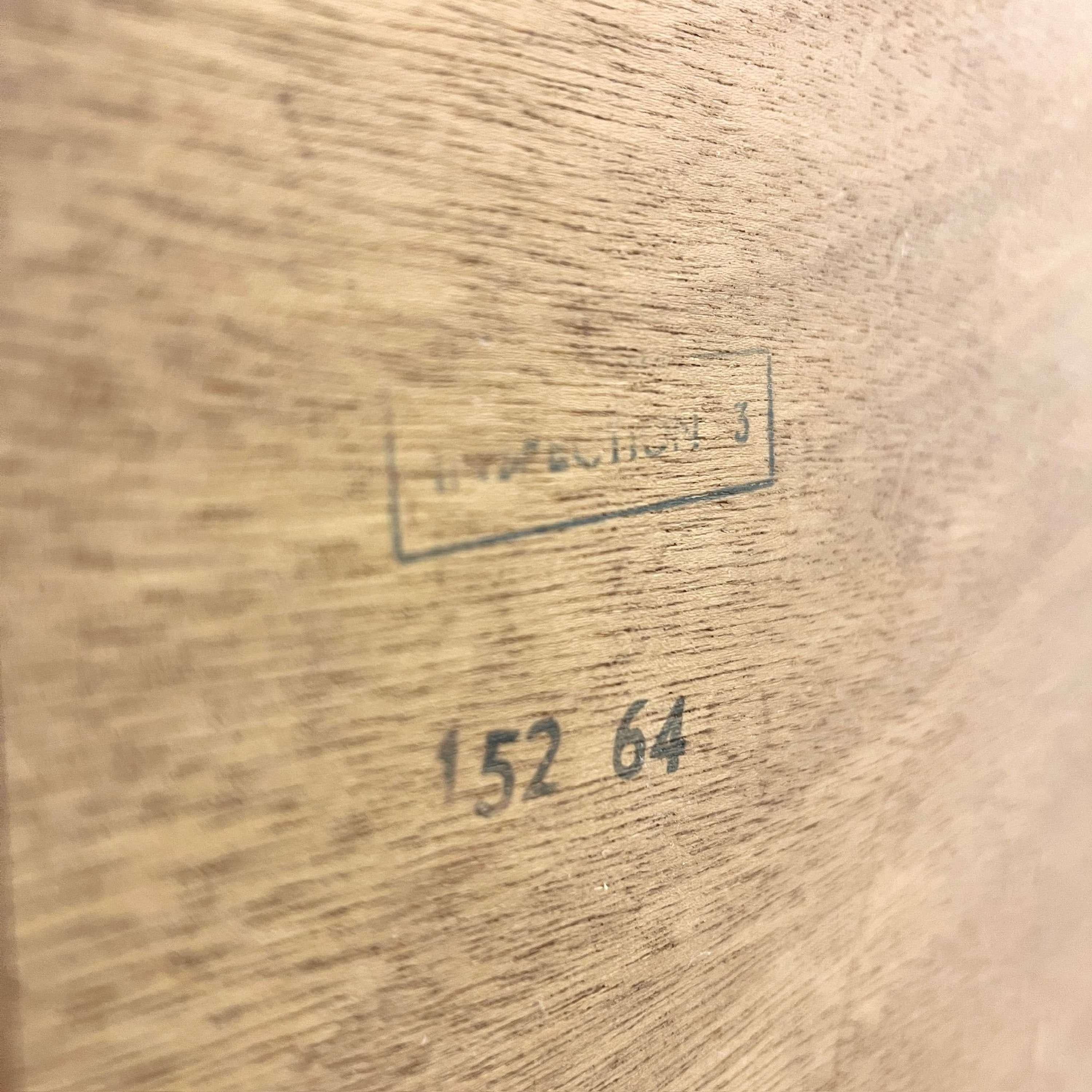 Cassettiera Tallboy in teak del Medioevo di Meredew in vendita 5