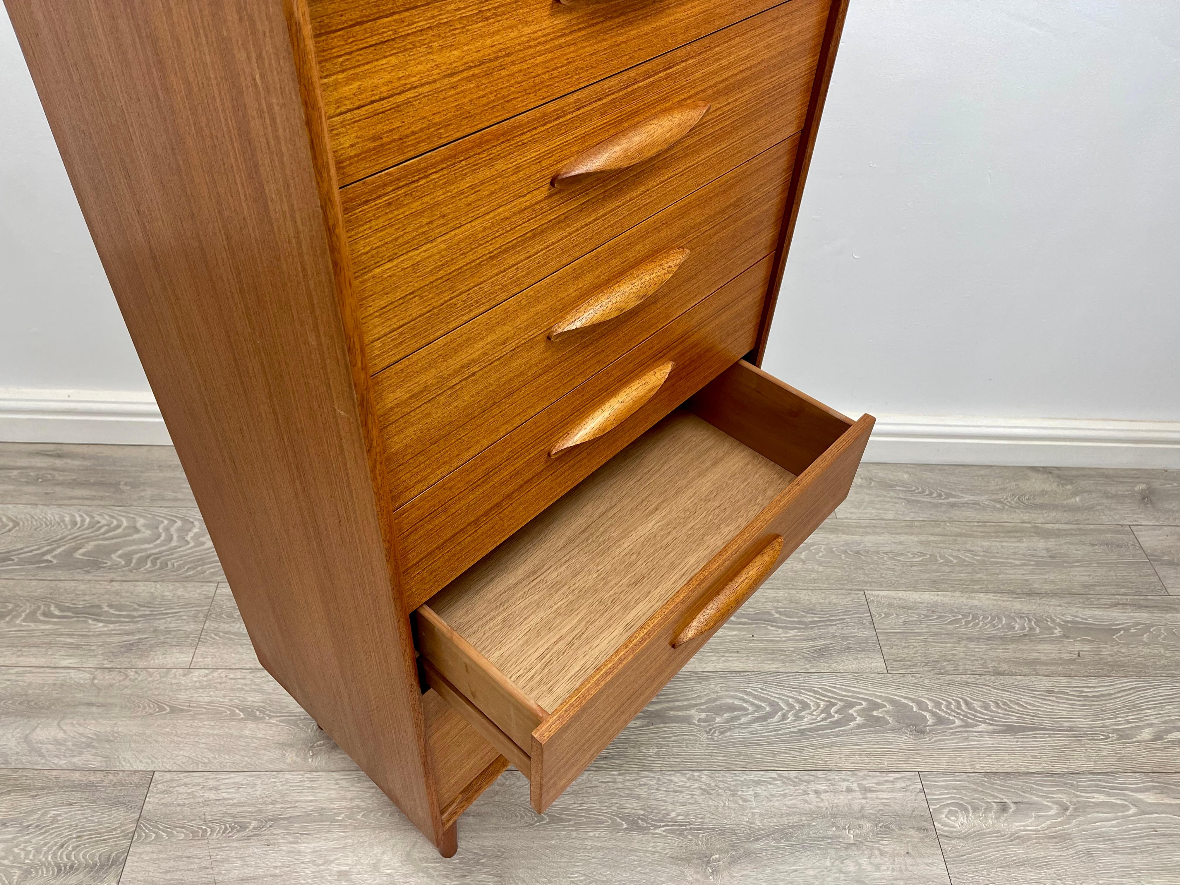 Mid Century Teak Tallboy Chest Of Drawers For Sale 6