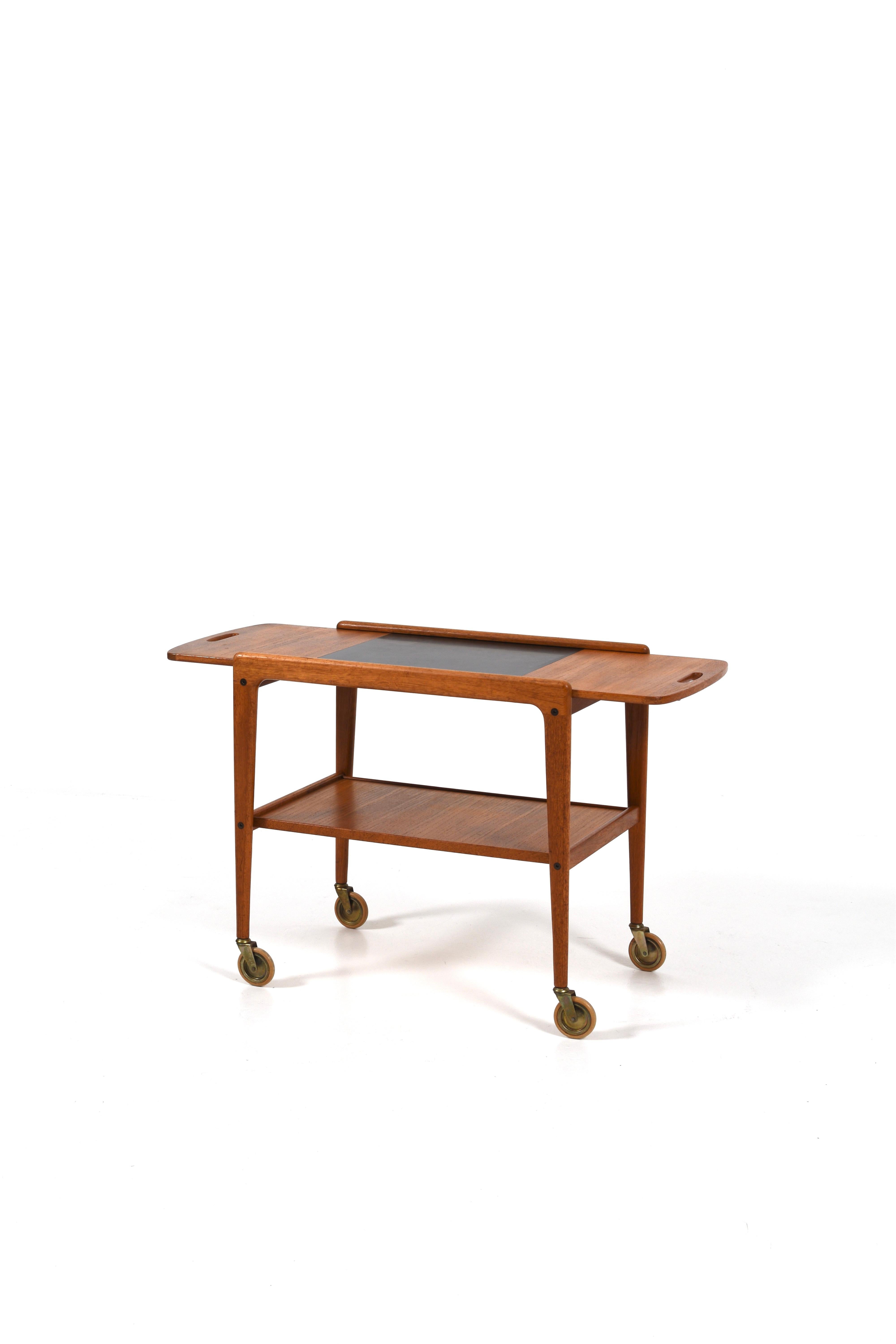 Mid-Century Teak “Thea” Trolley, Bar Cart by Yngve Ekström, Sweden, 1950s For Sale 4