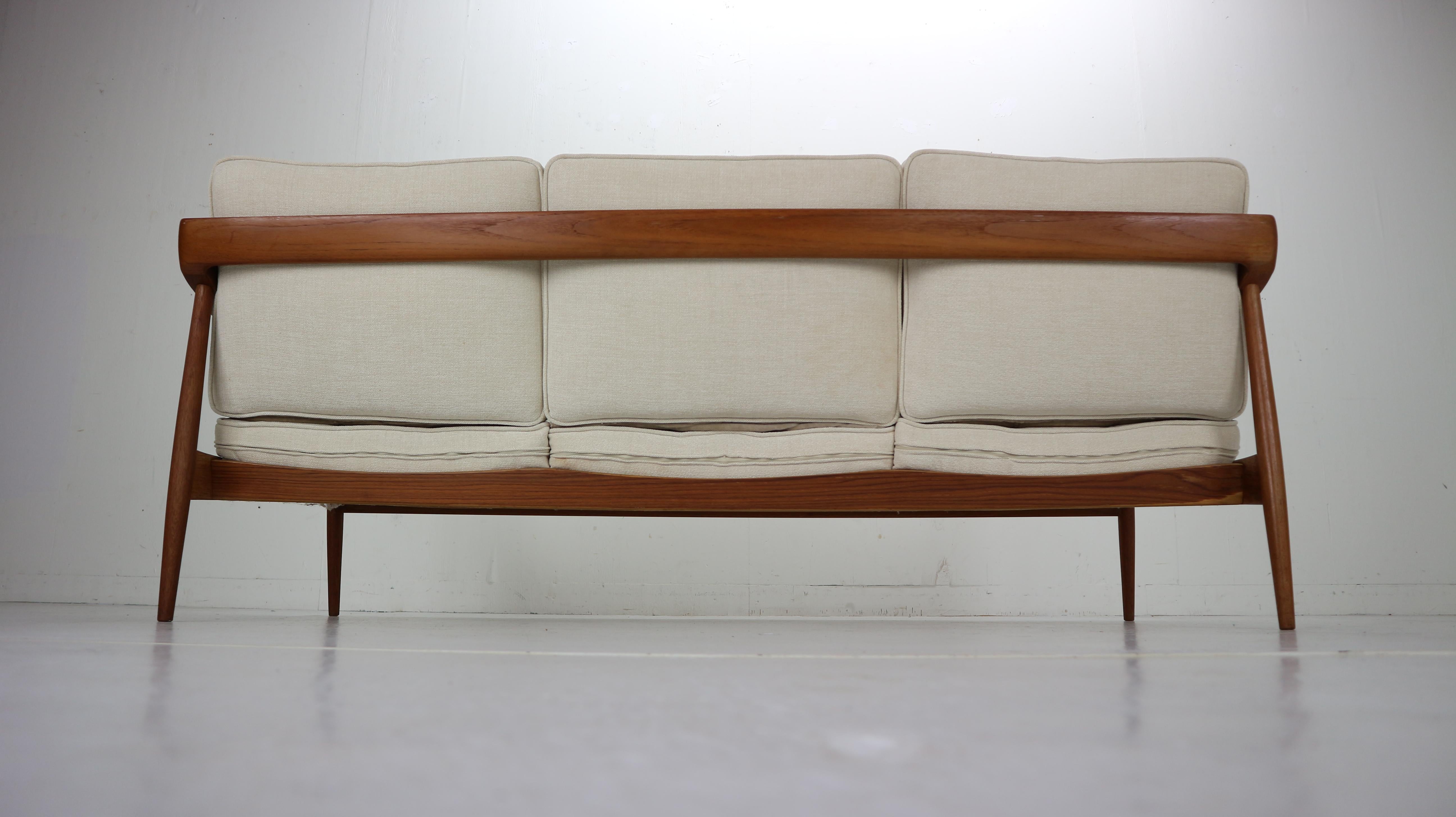 Midcentury Teak Three-Seat Sofa by Knoll Antimott from Willhelm Knoll, 1960 3