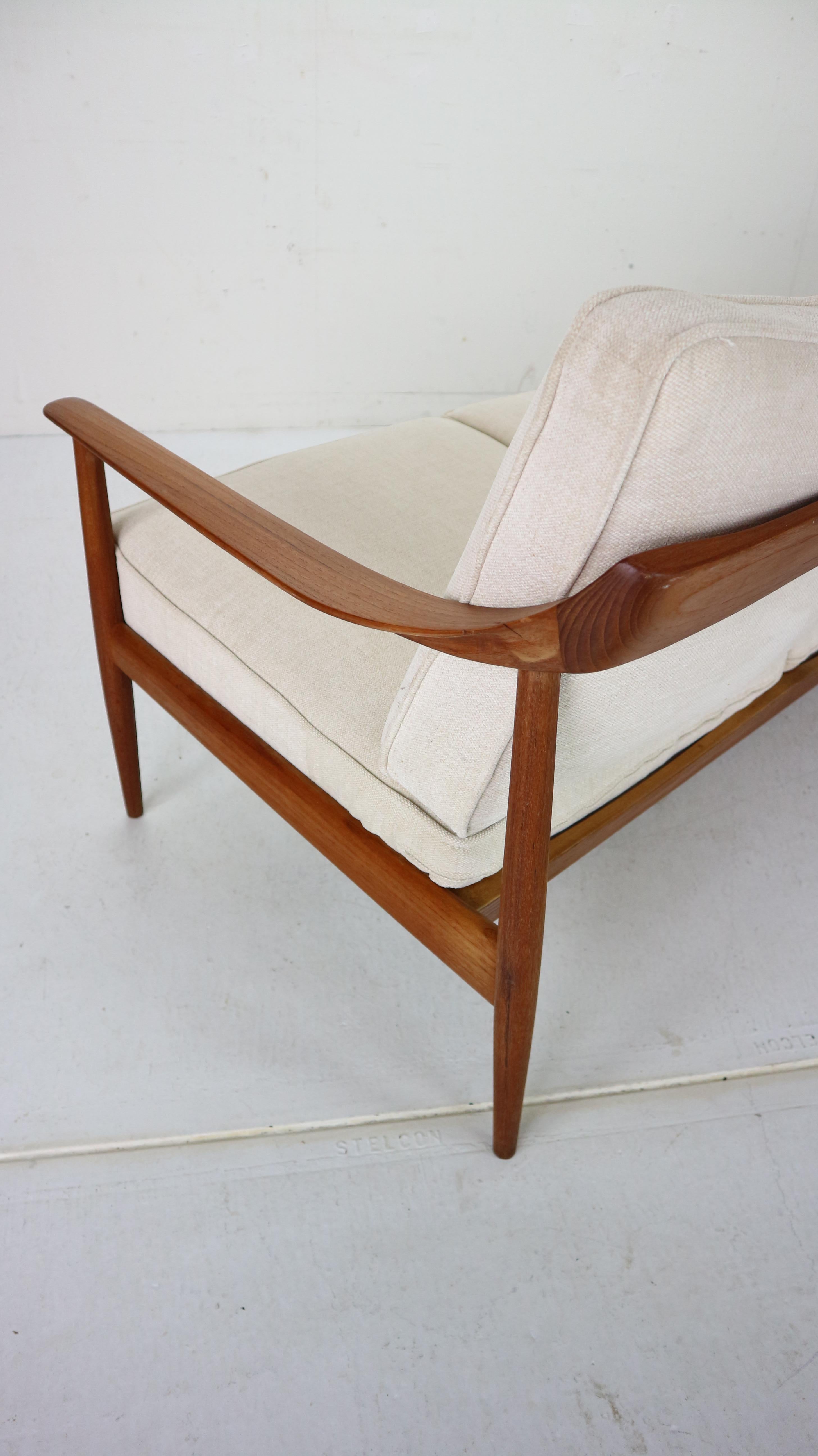 Midcentury Teak Three-Seat Sofa by Knoll Antimott from Willhelm Knoll, 1960 5