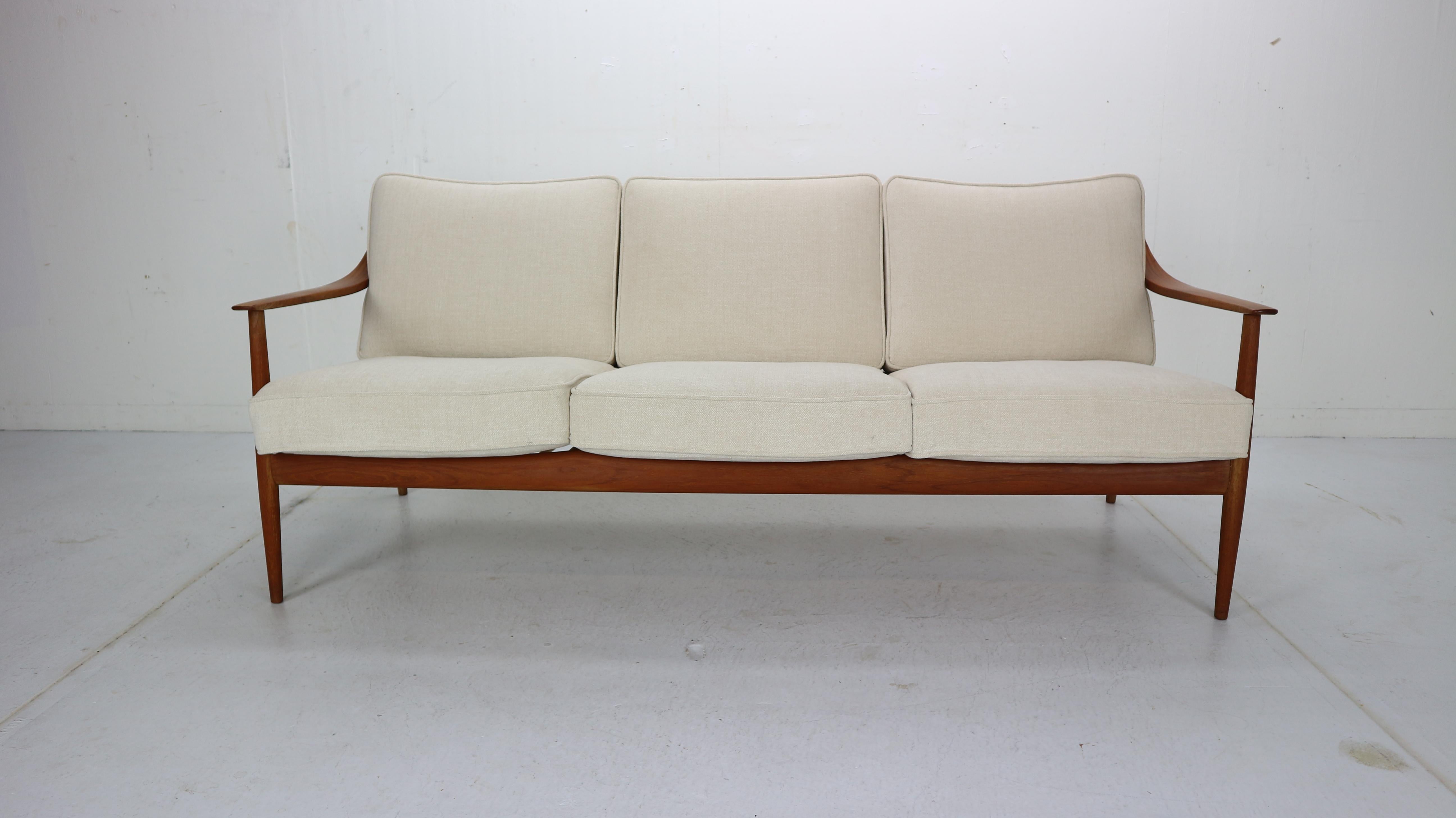 German Midcentury Teak Three-Seat Sofa by Knoll Antimott from Willhelm Knoll, 1960
