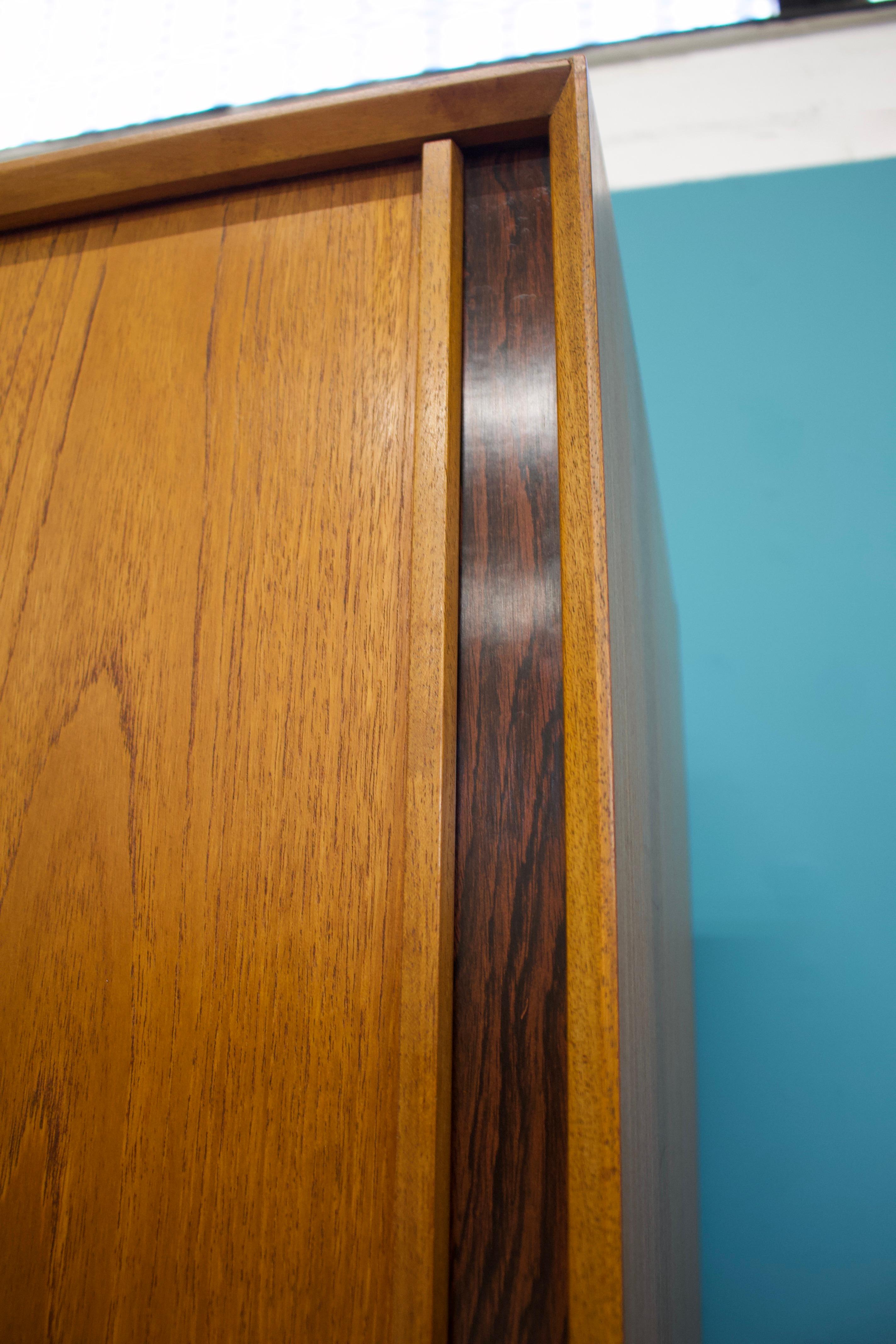 Veneer Mid Century Teak Triple Sliding Door Wardrobe from Austinsuite, 1960s