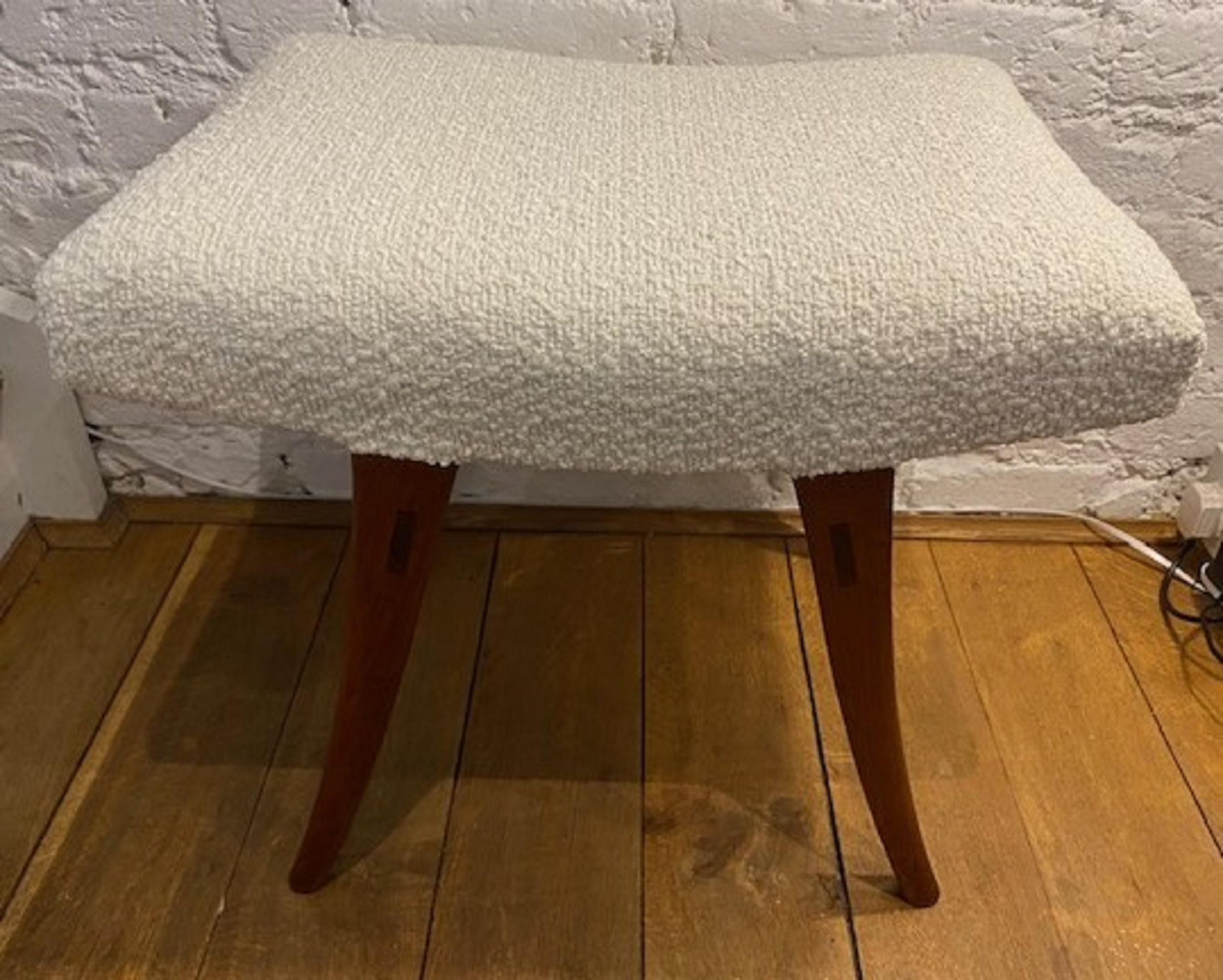 Mid-Century Teak Upholstered Dressing Table Stool, Denmark, C. 1960s

An elegant teak dressing table stool, with 4 legs, with a wood joint a feature in a darker teak. Upholstered in a cream boucle fabric.  A lovely addition to any mid-century modern