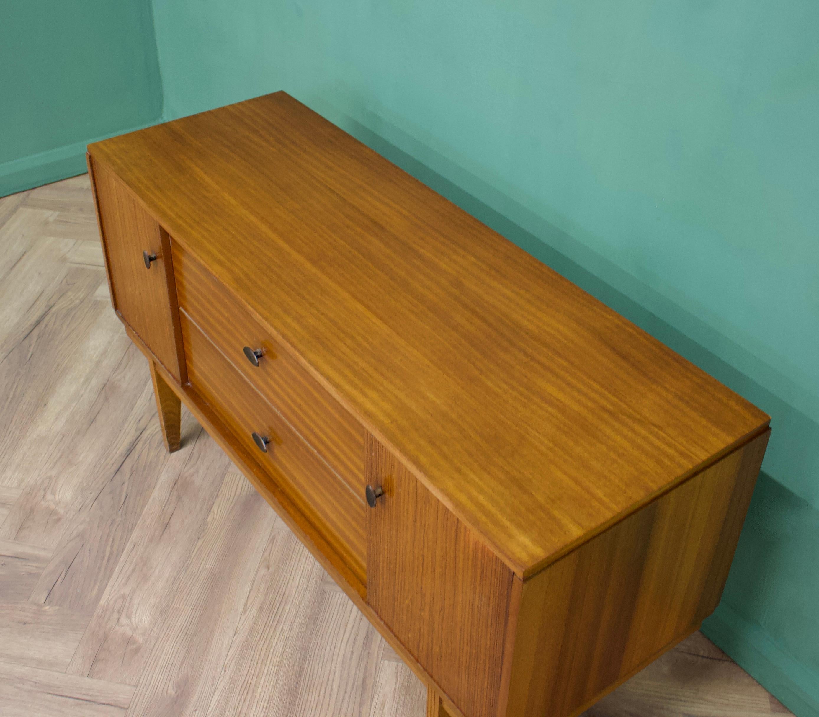 Mid Century Teak  & Walnut Compact Sideboard from Austinsuite, 1960s In Good Condition In South Shields, GB