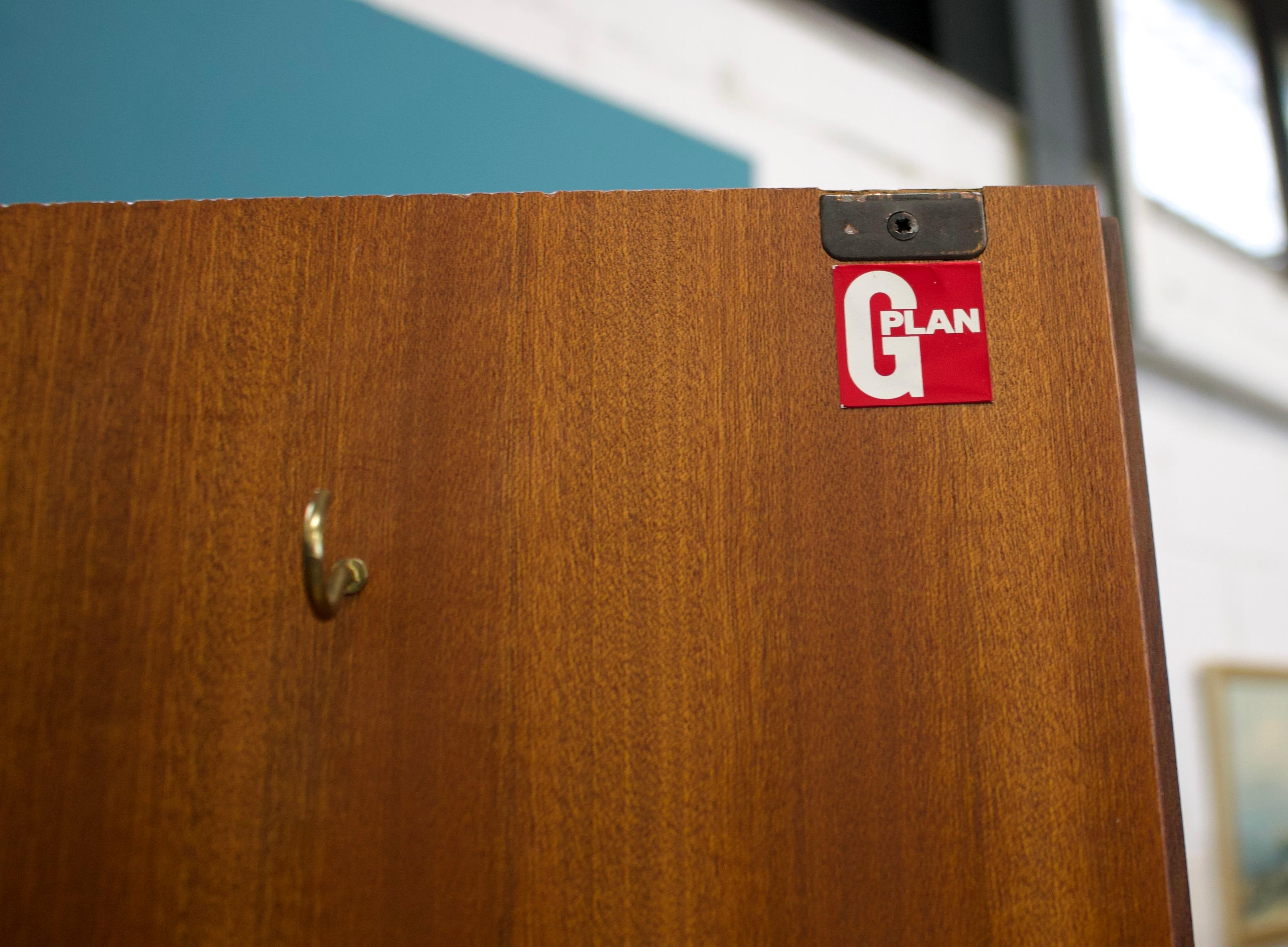 Mid Century Teakholz-Schrank von G-Plan, 1970er Jahre im Angebot 3