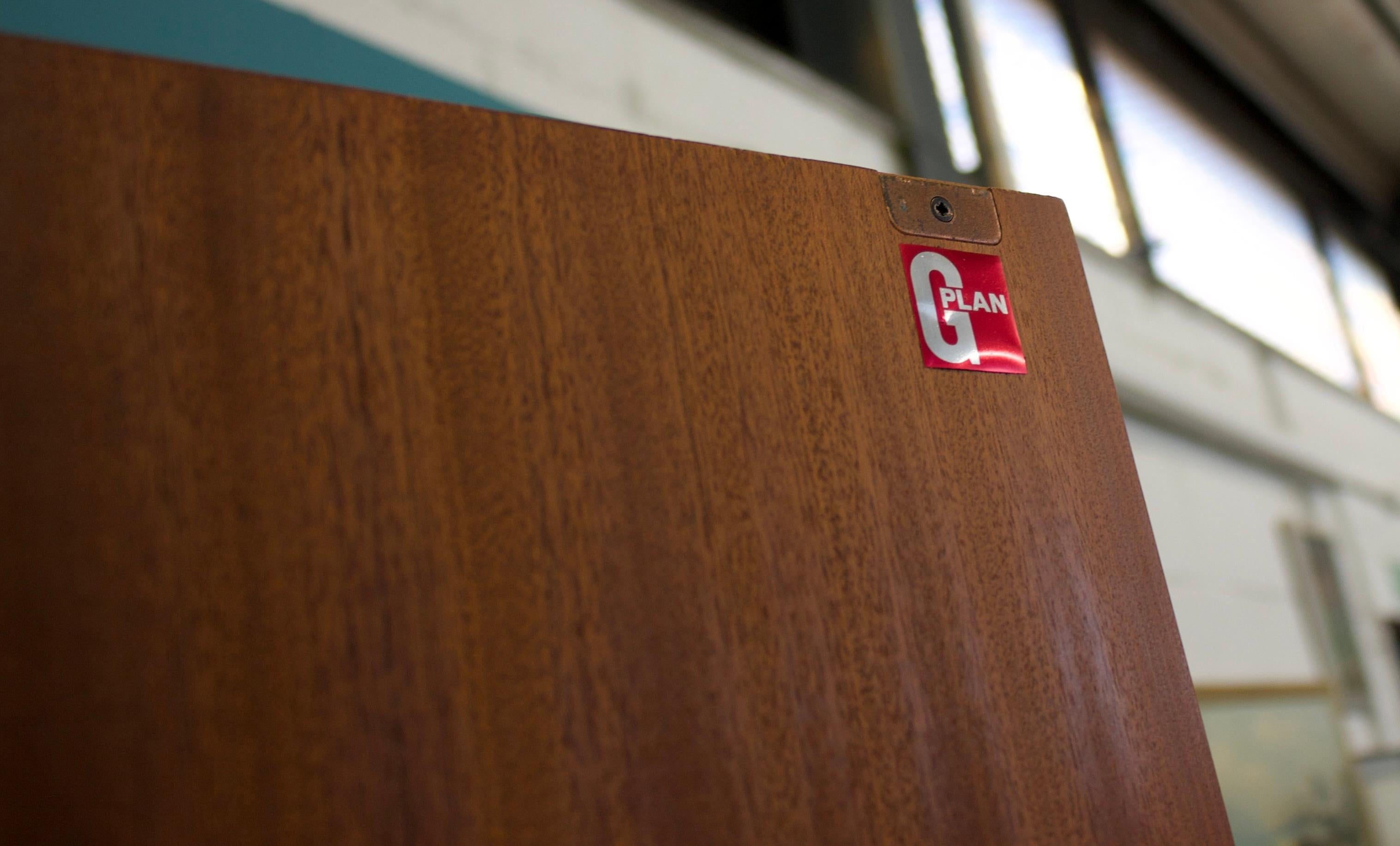 Armadio in teak di metà secolo di G-Plan, anni '70 in vendita 5