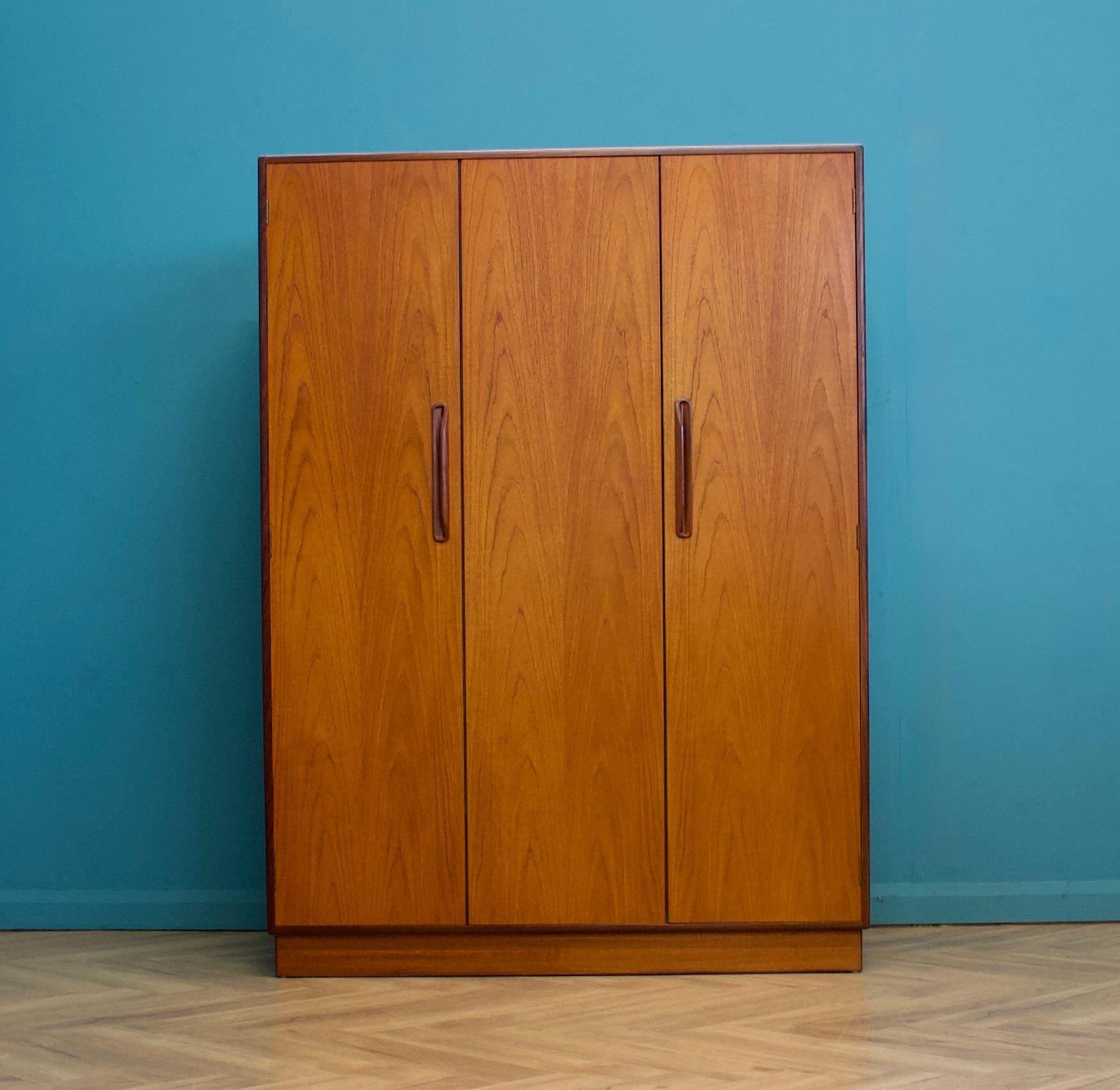 Mid Century Teakholz-Schrank von G-Plan, 1970er Jahre (Britisch) im Angebot