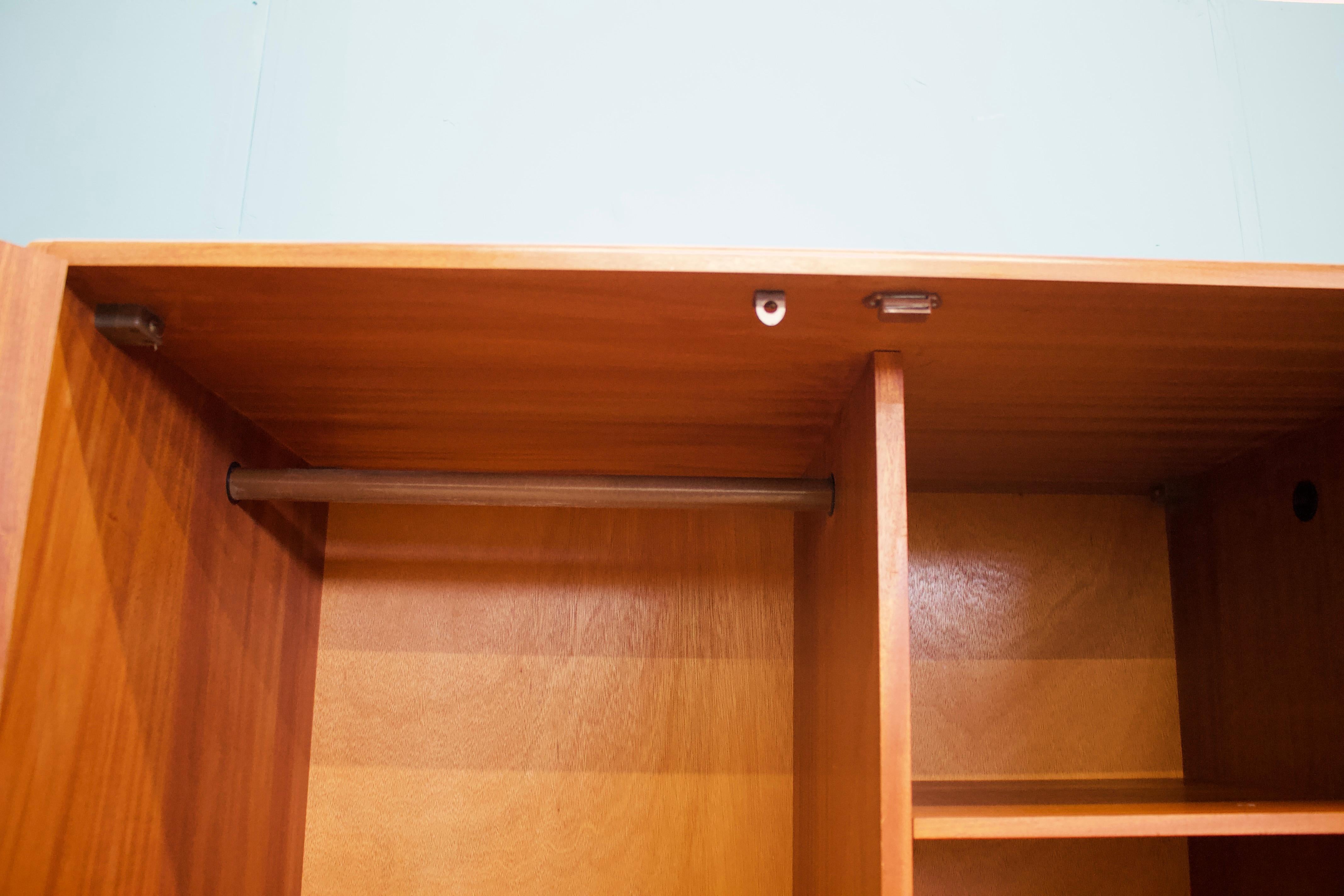 Teak Armadio in teak di metà secolo di G-Plan, anni '70 in vendita