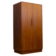 Mid Century Teakholz-Schrank von G-Plan, 1970er Jahre