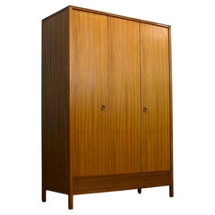 Armoire en teck du milieu du siècle dernier de Loughborough pour Heals, années 1960