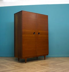 Armadio in teak di metà secolo di Stonehill, anni '60