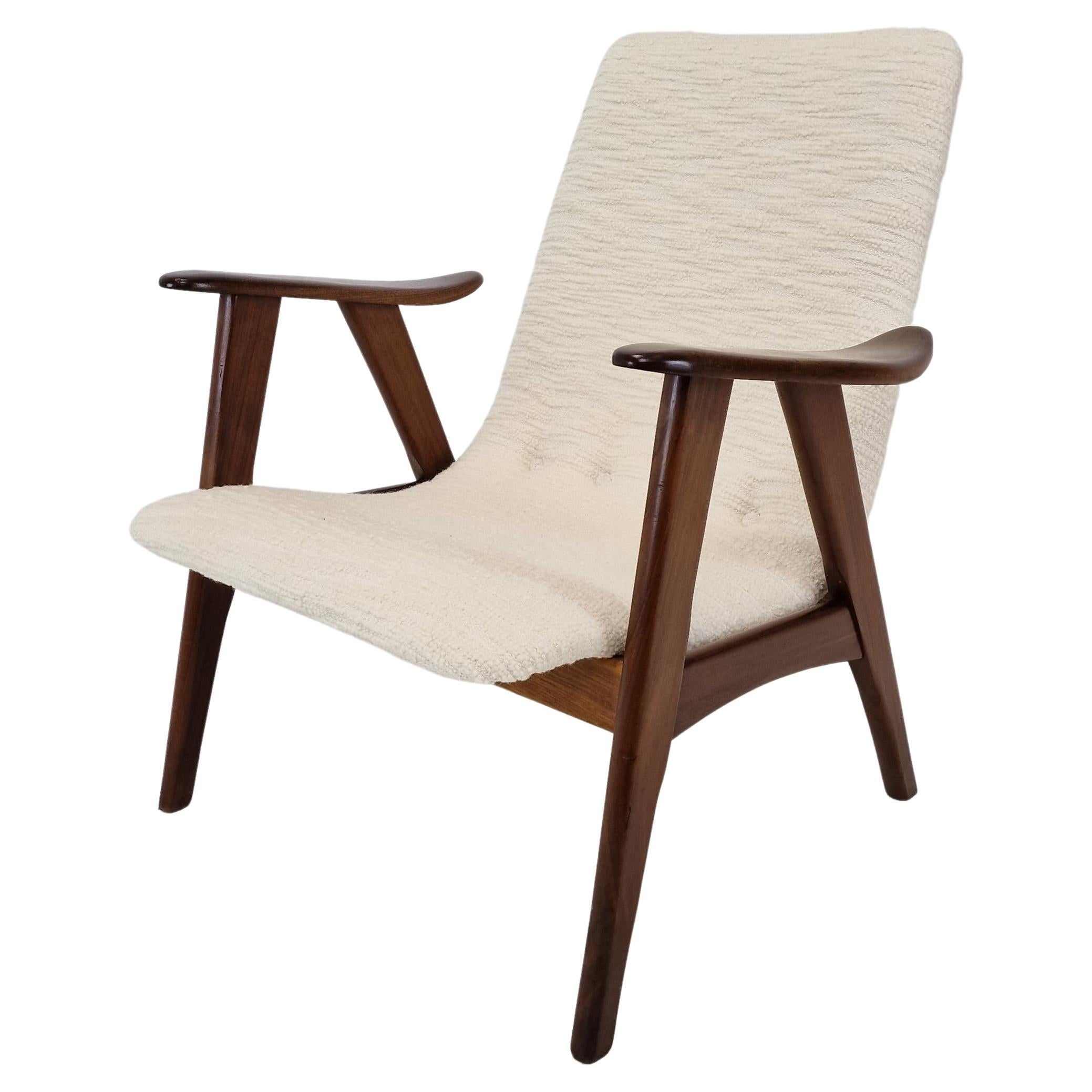 Fauteuil Wébé en teck du milieu du siècle par Louis Van Teeffelen, 1960s