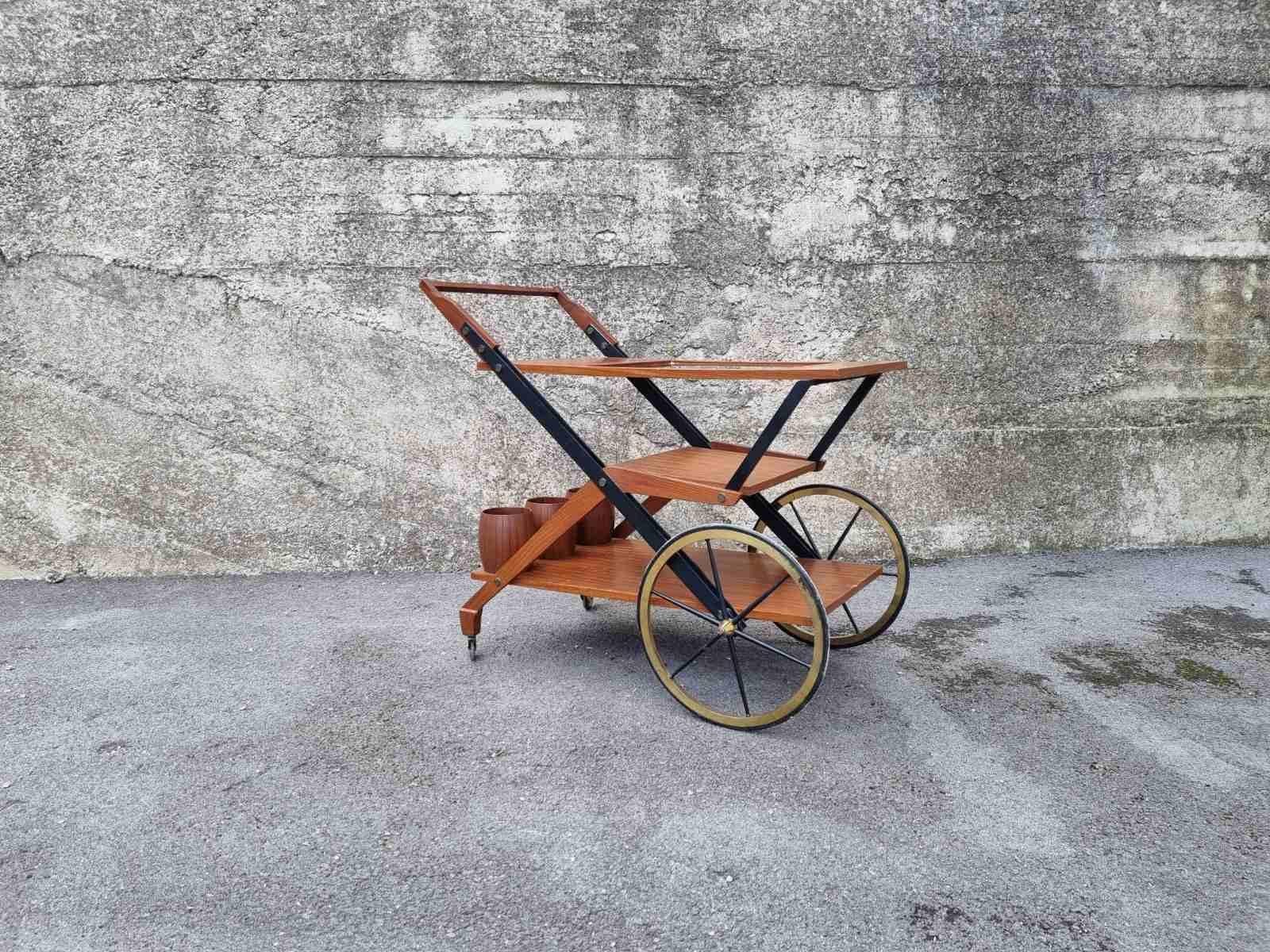 Mid-20th Century Mid Century Teak Wood and Brass Serving Trolley, Italy 60s For Sale