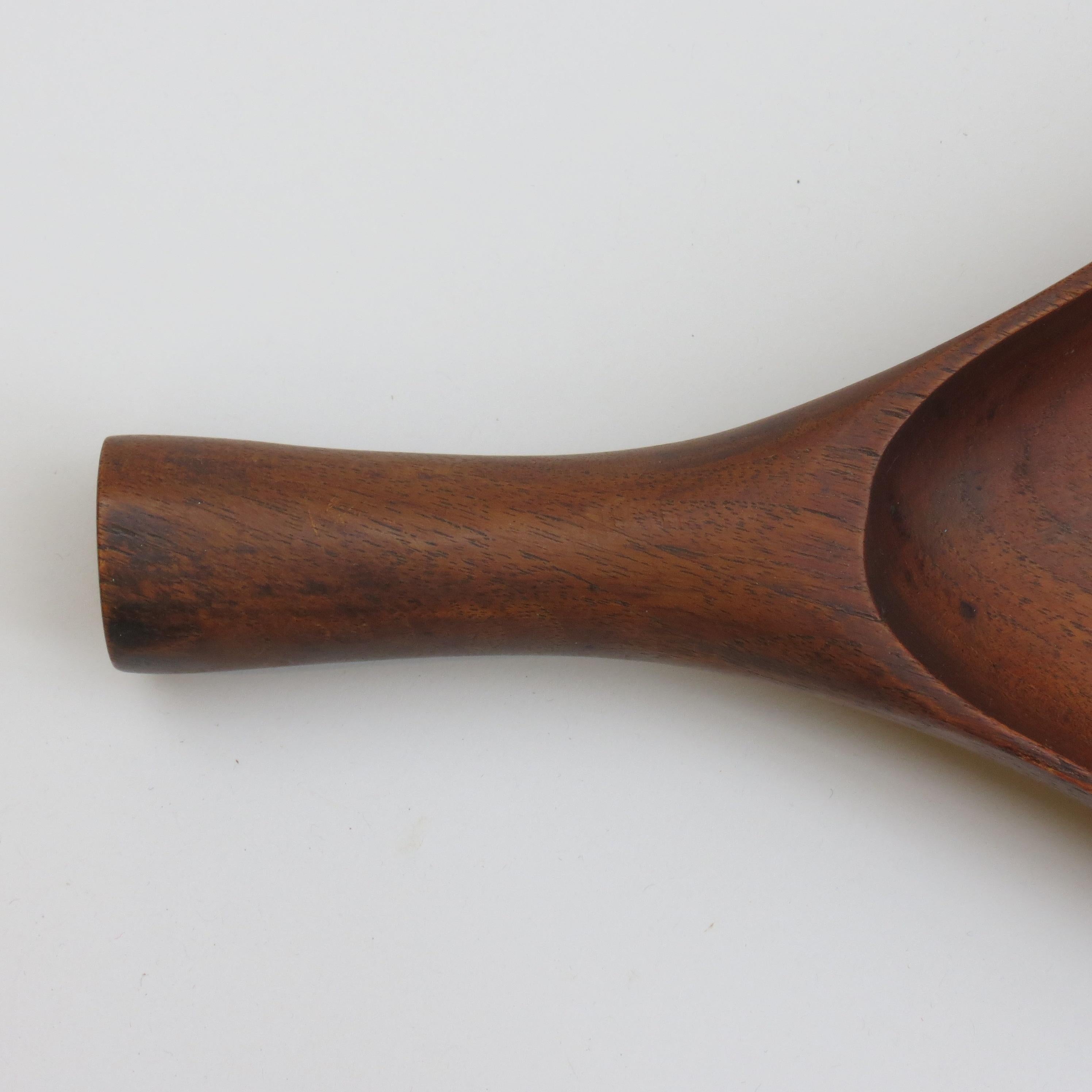 Mid-century Teak Wood Dish Serving Bowl with Handle 1960s en vente 1